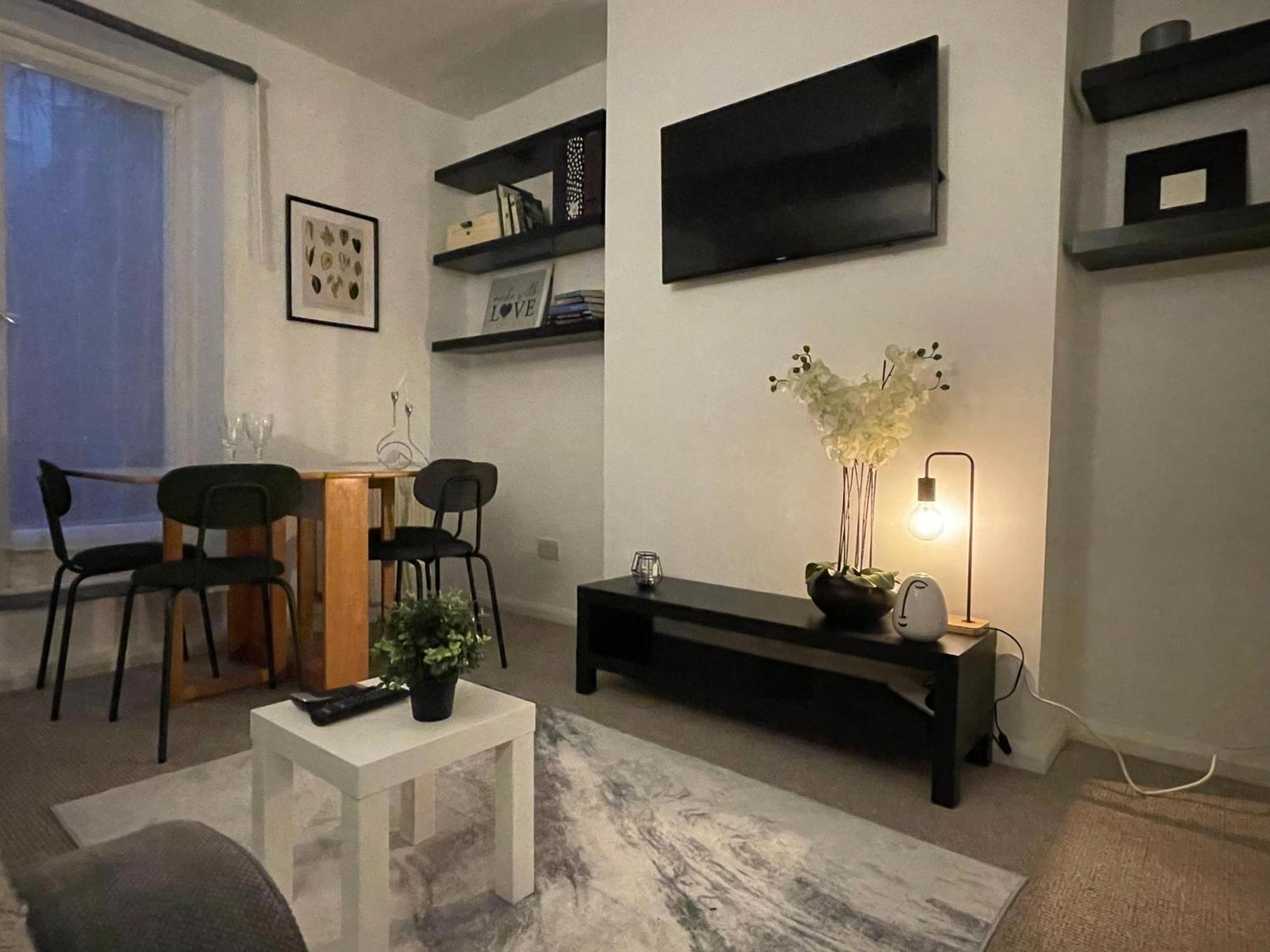 Modern And Luxurious 2 Bed Appartement