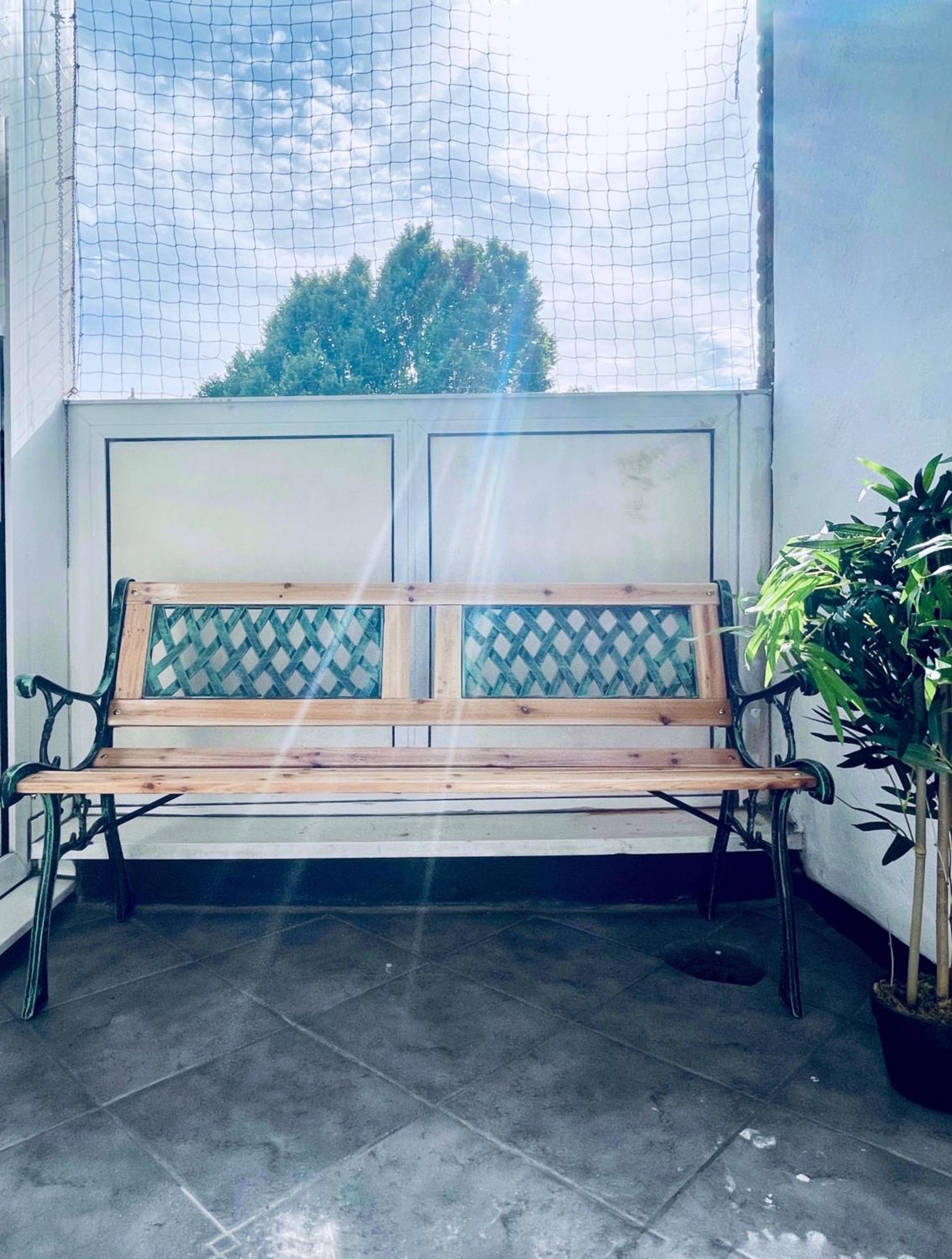 Ethan's Place In Mile End - 2 Double Beds, 1 Bunk Bed, Max 6, Spacious, Ideal For Families * Londres