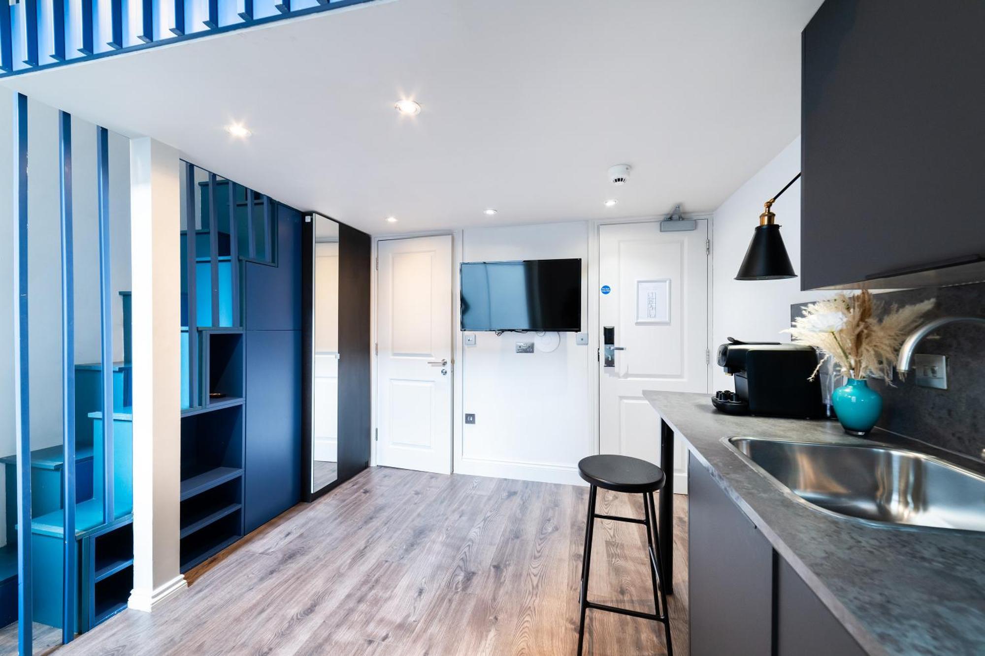 Inverness Terrace Apartment London
