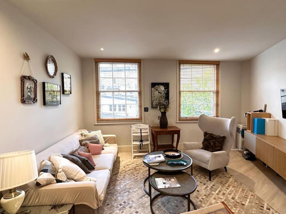 Stunning Modern 2-floor House With 3 Ensuite * Londres