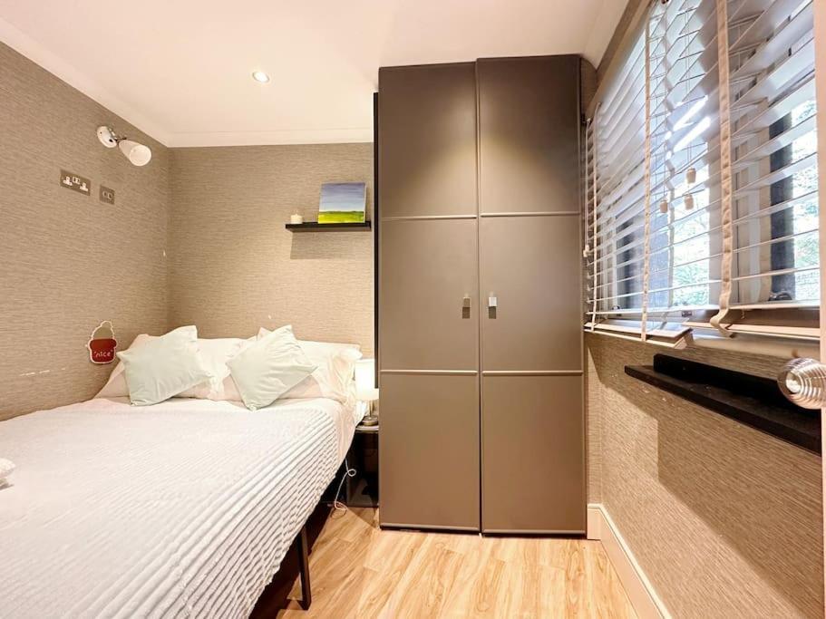 Stunning Modern 2-floor House With 3 Ensuite Villa *