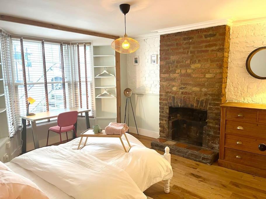 Private Garden Flat Stroud Finsbury Park * Londres