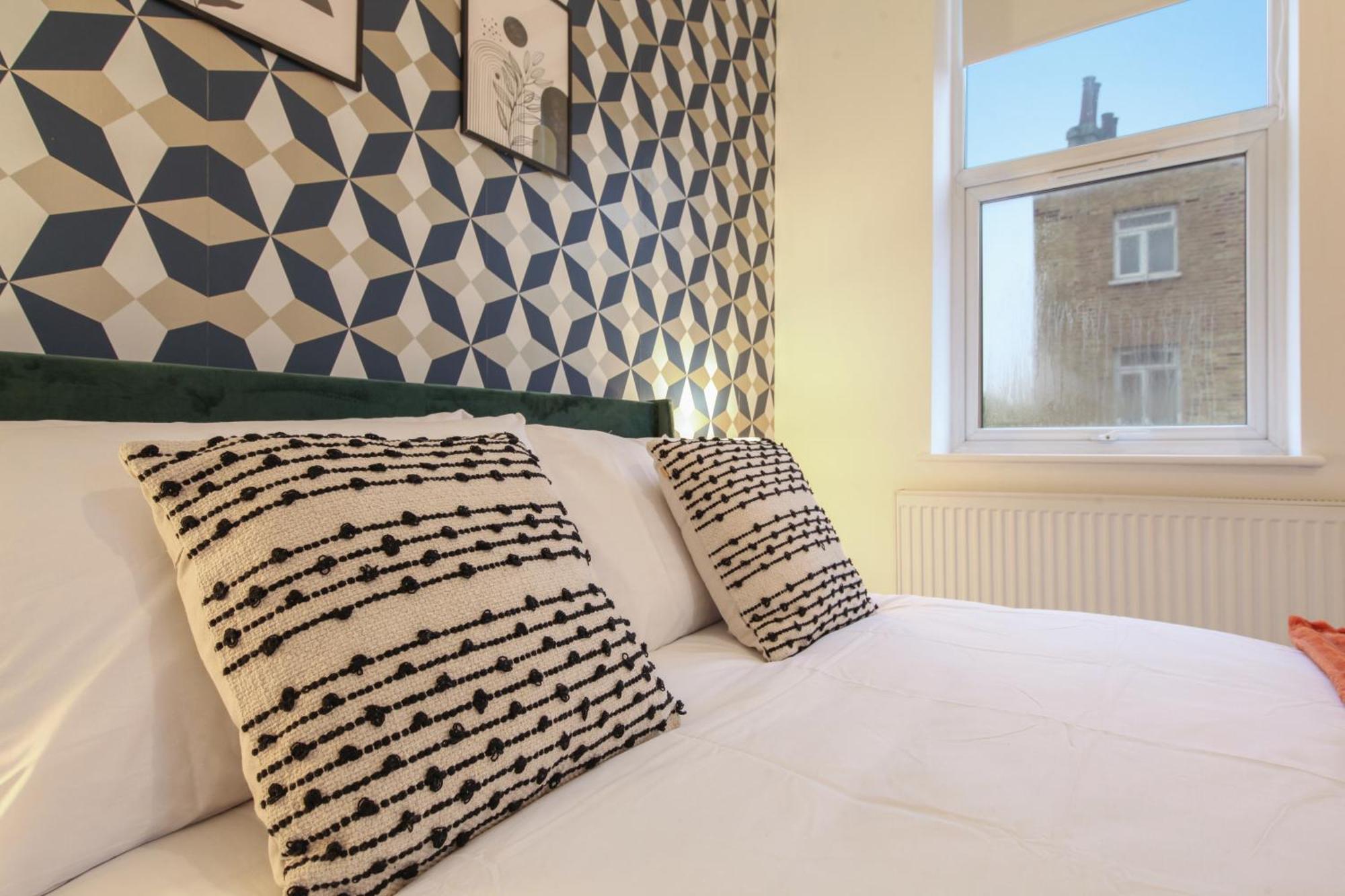 The Yorkway - 3bed Modern Apartment London