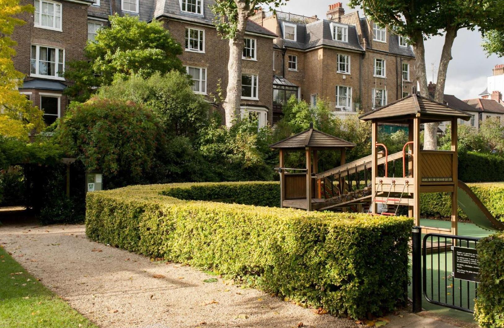 Apartahotel Europa House