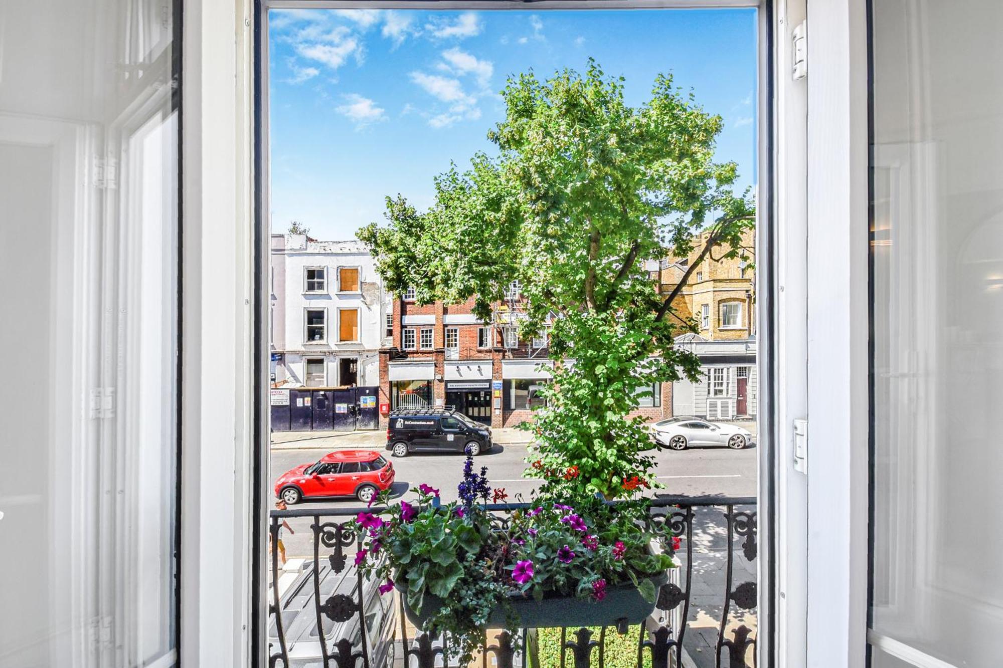 Lovely Large 1 Bed Renovated Flat W Balcony & 600mb Wifi Apartamento Londres