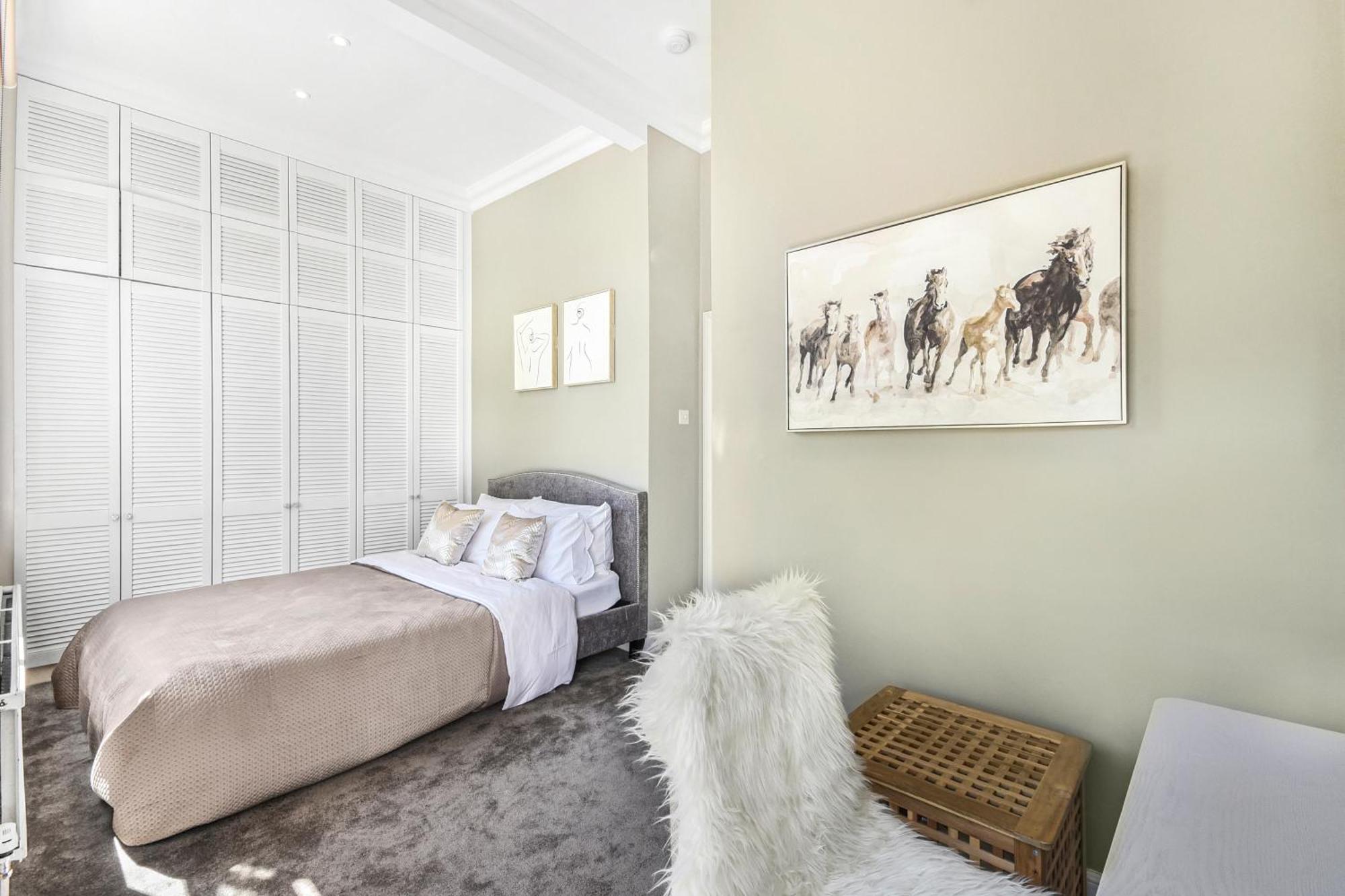 Apartamento Lovely Large 1 Bed Renovated Flat W Balcony & 600mb Wifi Londres