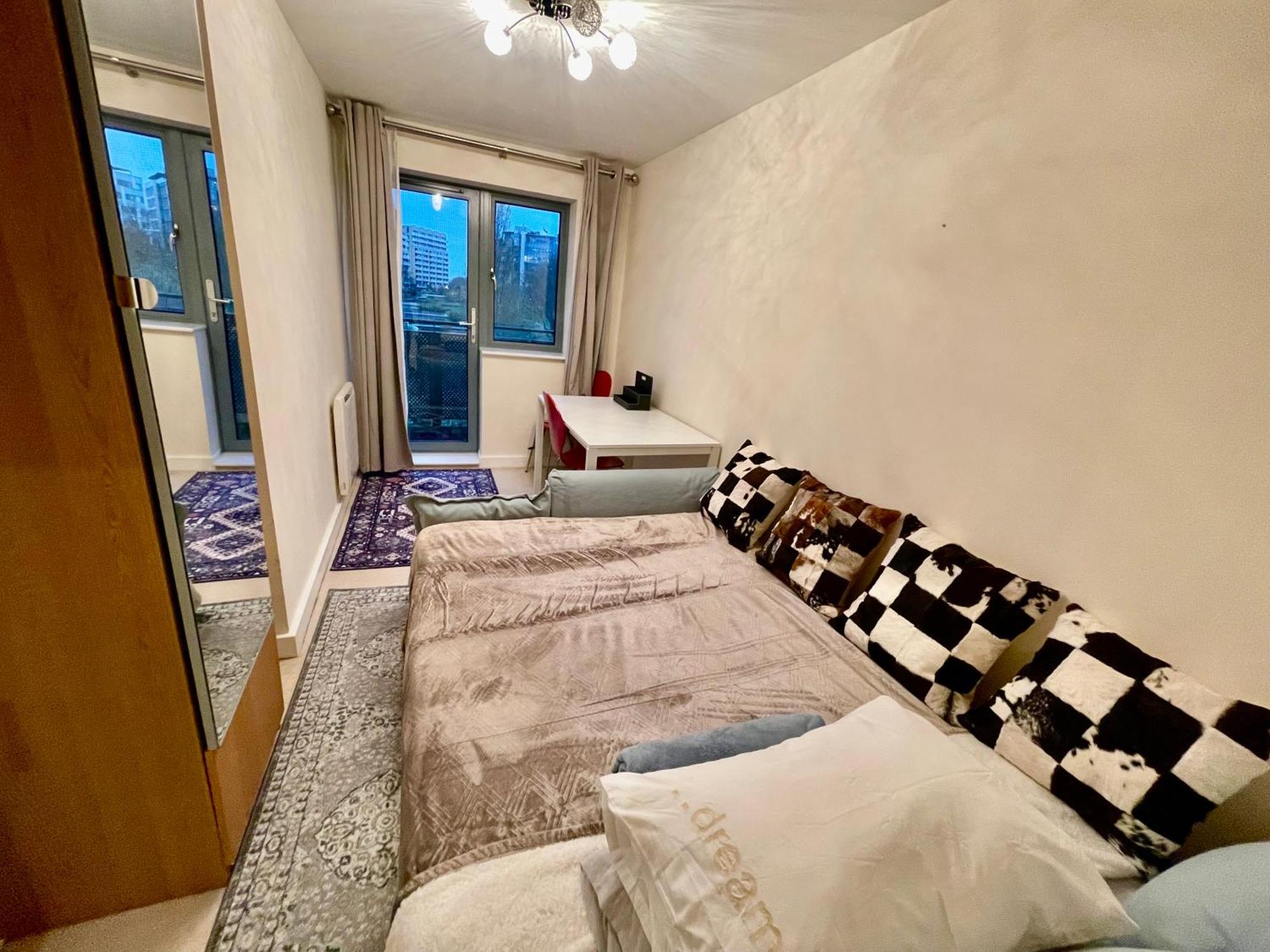 Luxury 2 Bedroom Apartment- View - Free Parking - Wembley Stadium 5km Apartamento