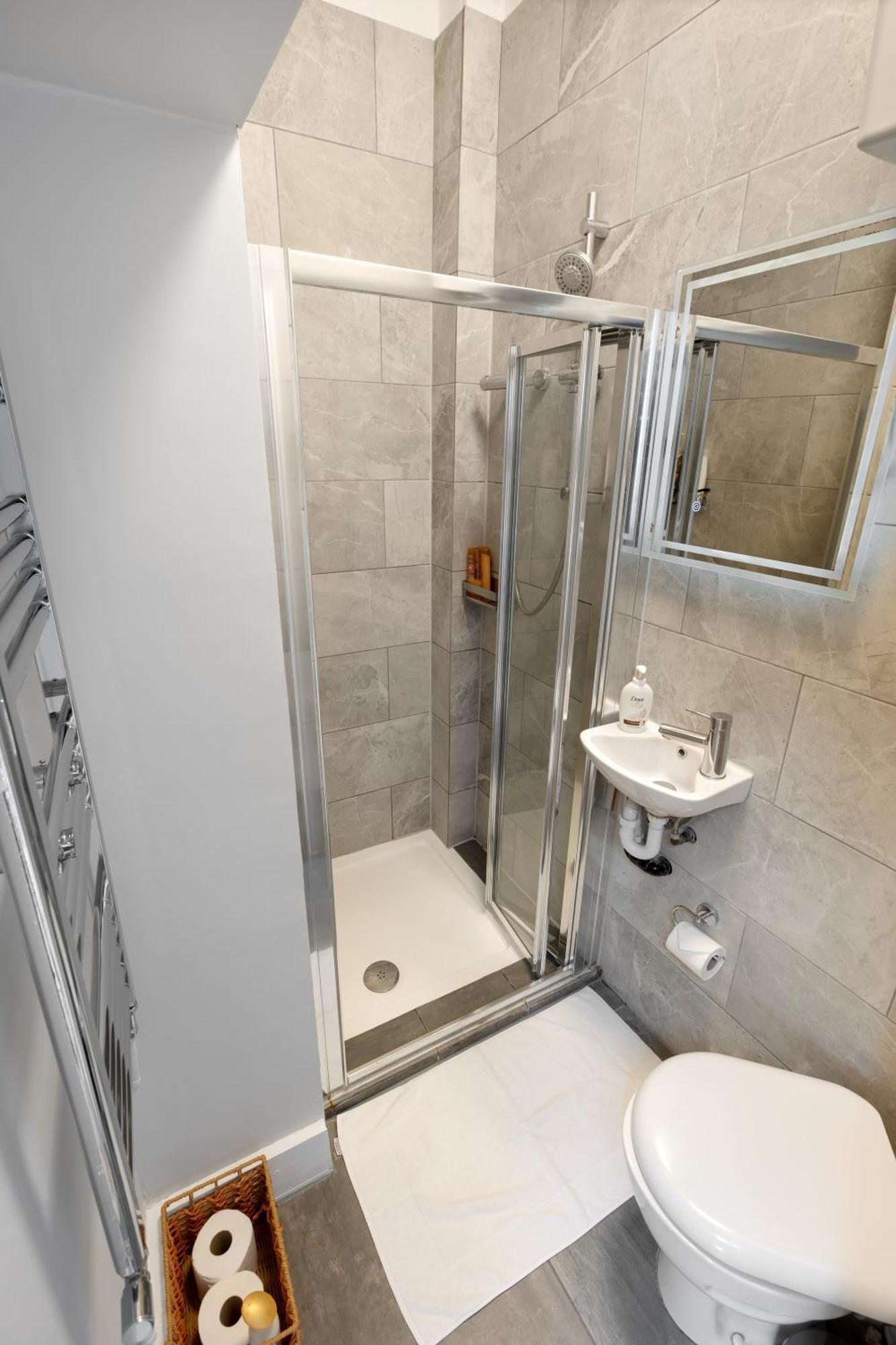 Putney Thames Garden Flat Apartamento Londres