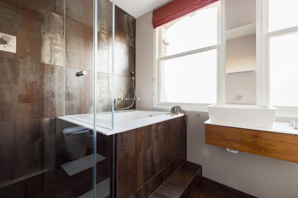 Chelsea Penthouse - Roof Terrace & Ac Appartement