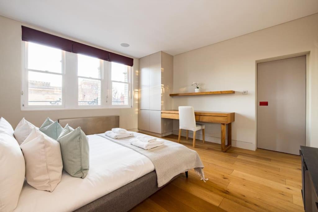 Chelsea Penthouse - Roof Terrace & Ac Appartement *