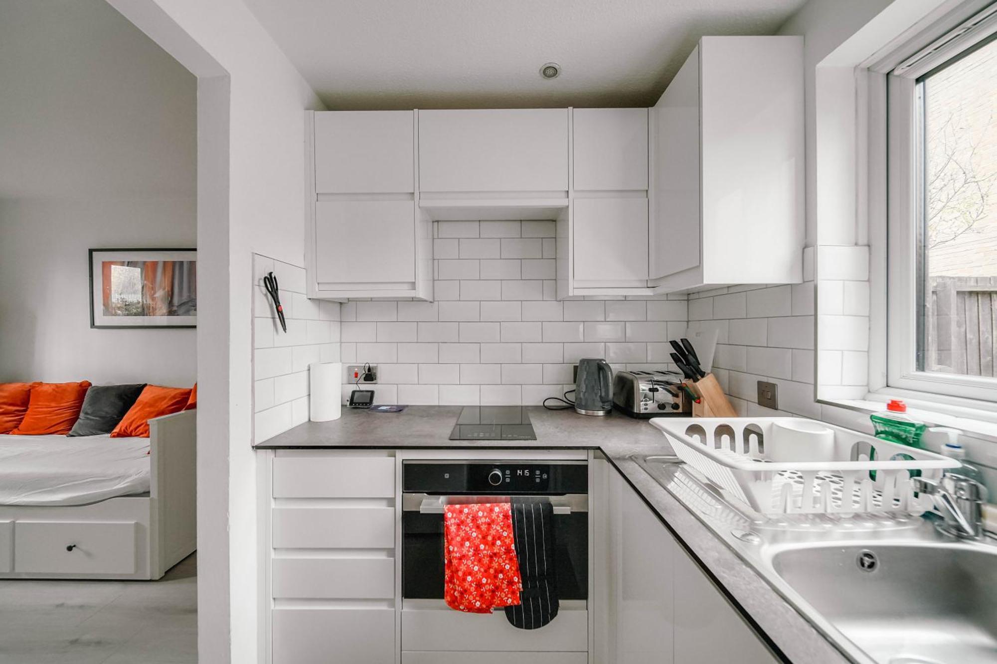 Lara's Place In Canada Water - 1 Double Bed, 1 Sofa Bed Appartement *