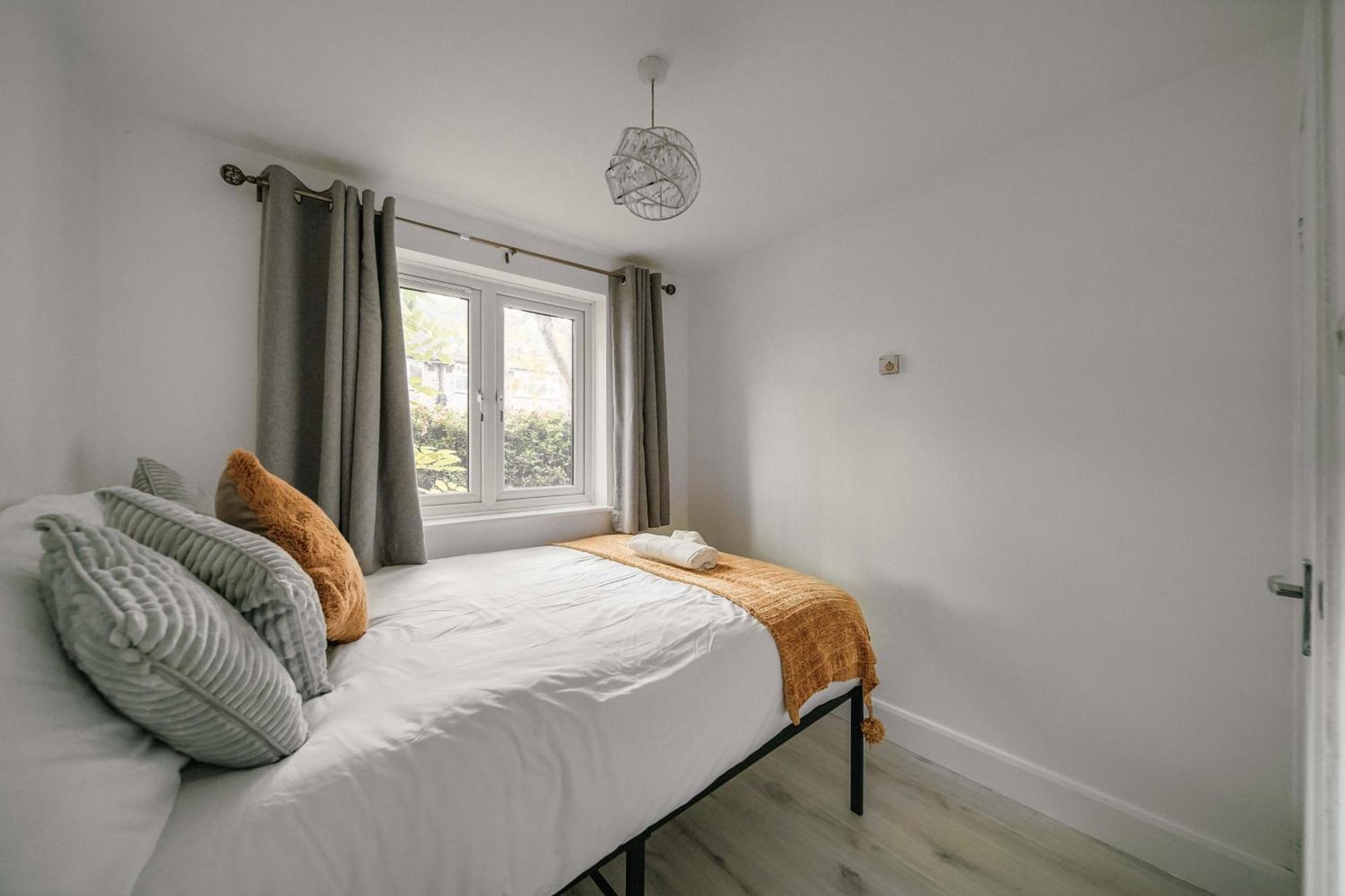 Lara's Place In Canada Water - 1 Double Bed, 1 Sofa Bed Londres