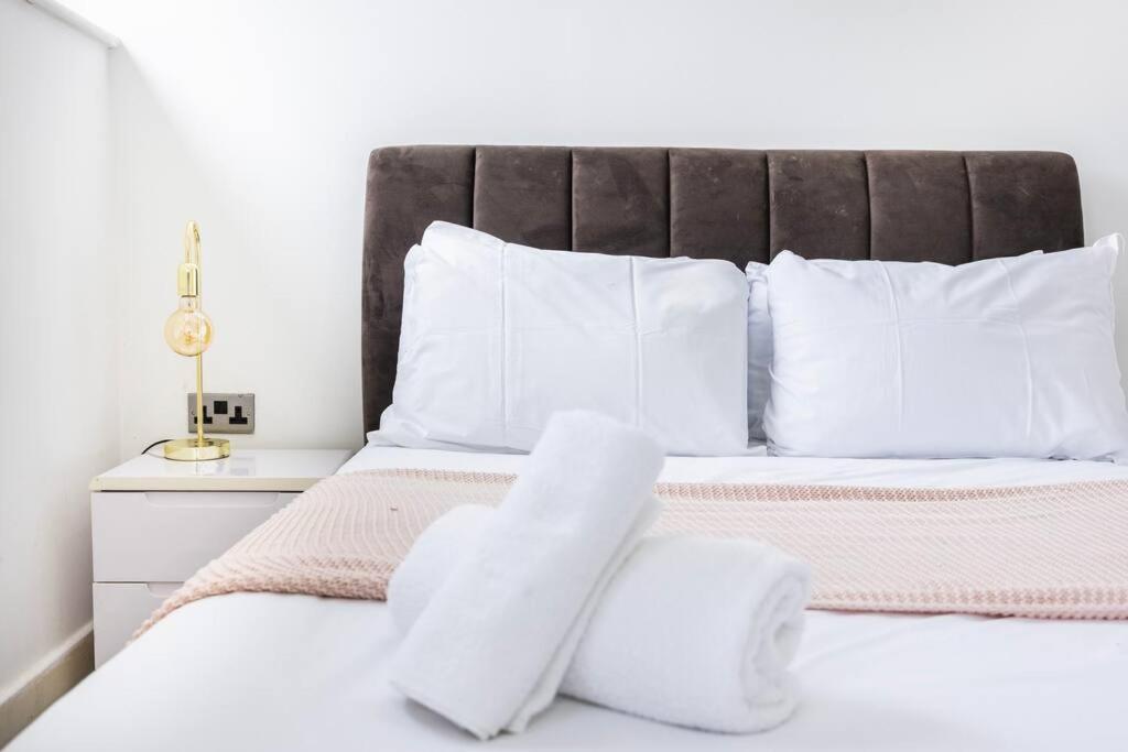 Stylish 2 Bedroom Haven By Liverpool Street Appartement *