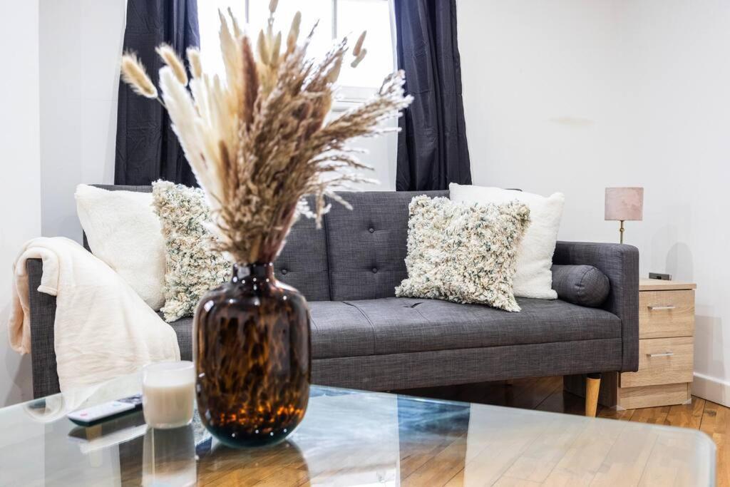 Stylish 2 Bedroom Haven By Liverpool Street Appartement *
