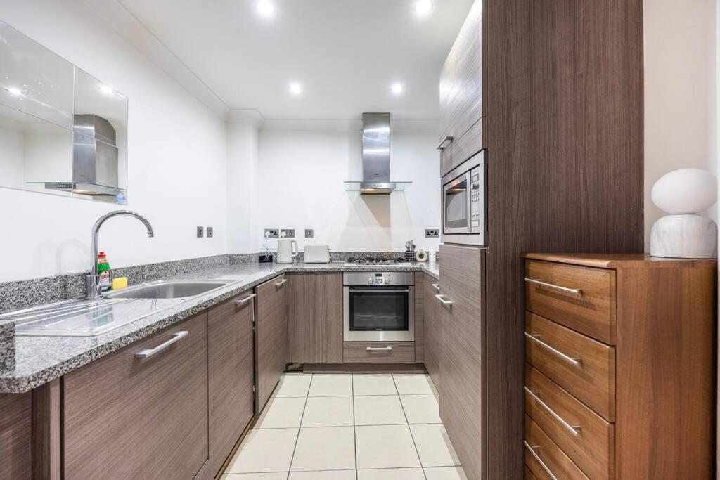 Appartement Stylish 2 Bedroom Haven By Liverpool Street Londres