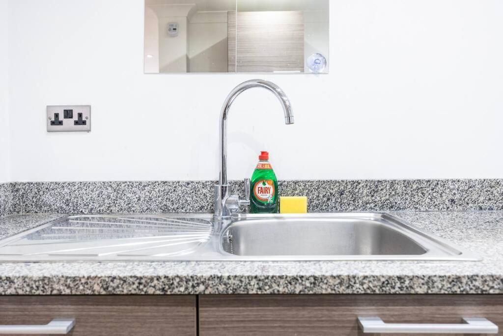Stylish 2 Bedroom Haven By Liverpool Street Appartement Londres