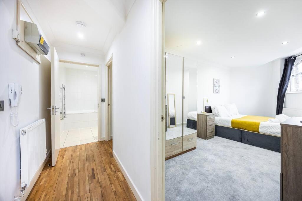 Stylish 2 Bedroom Haven By Liverpool Street Appartement *
