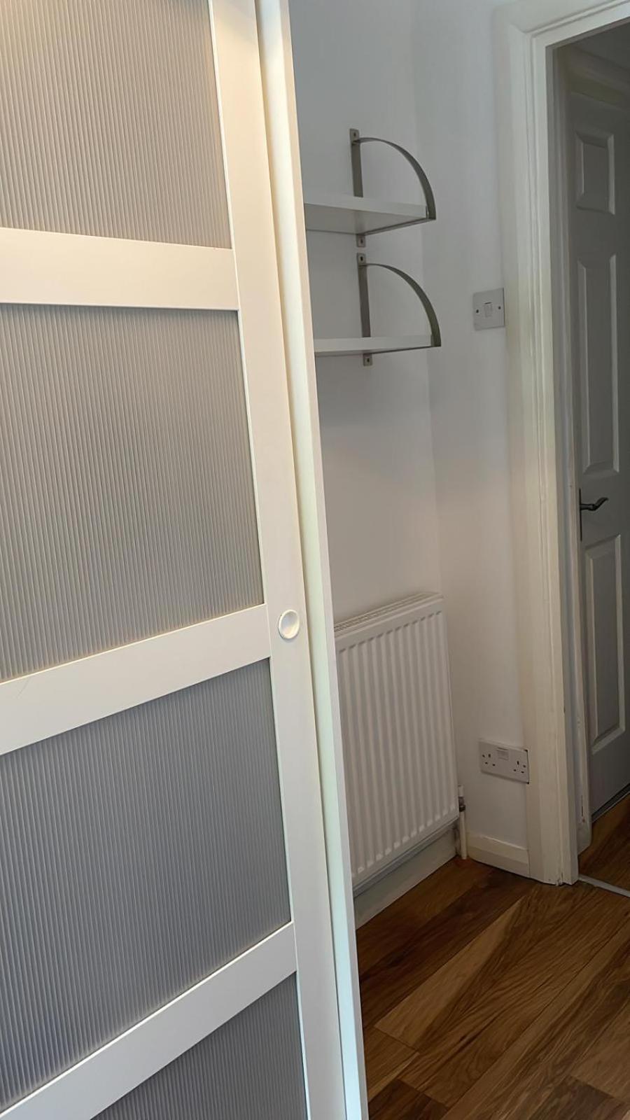 Maison d'hôtes Single Refurbished Bedroom *