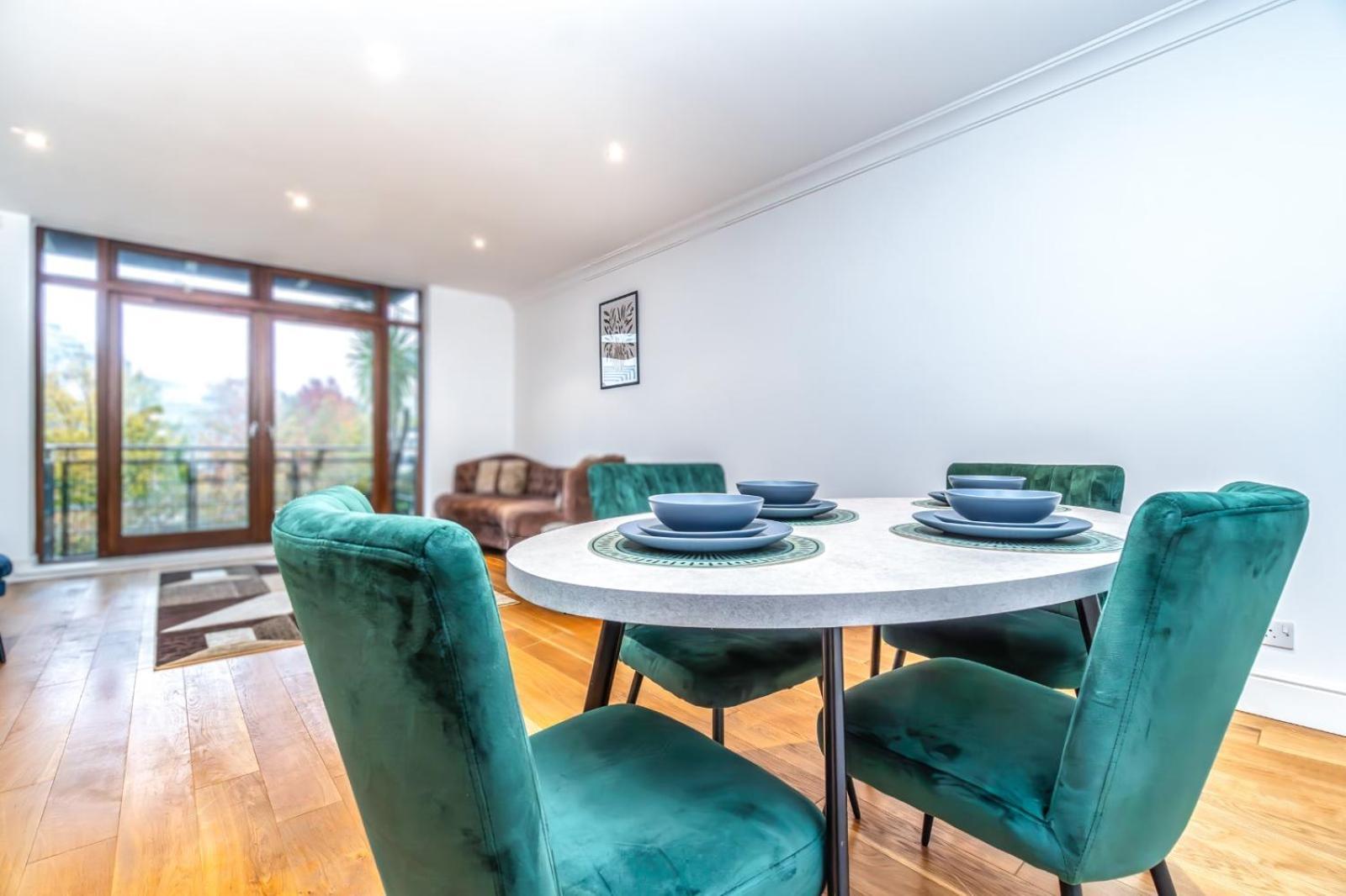 Appartement Lovely 2 Bedroom By The Docks
