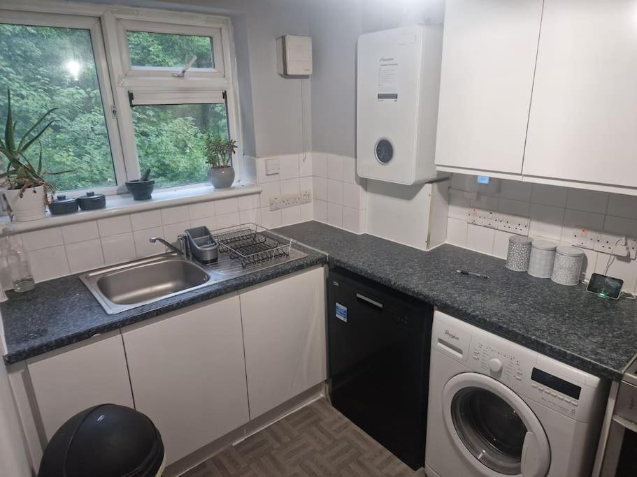Modern Cozy One Bedroom Flat * Londres