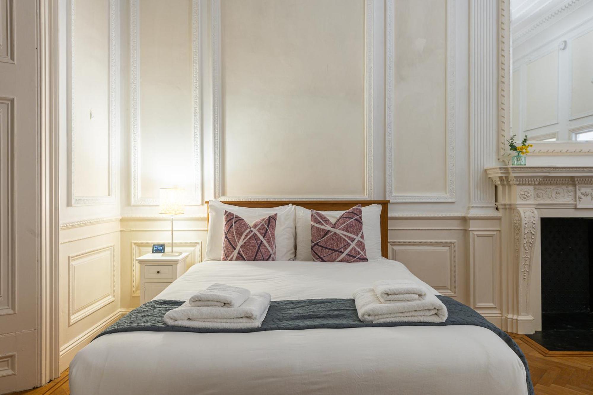 Apartment Pembridge Gardens By Capital *