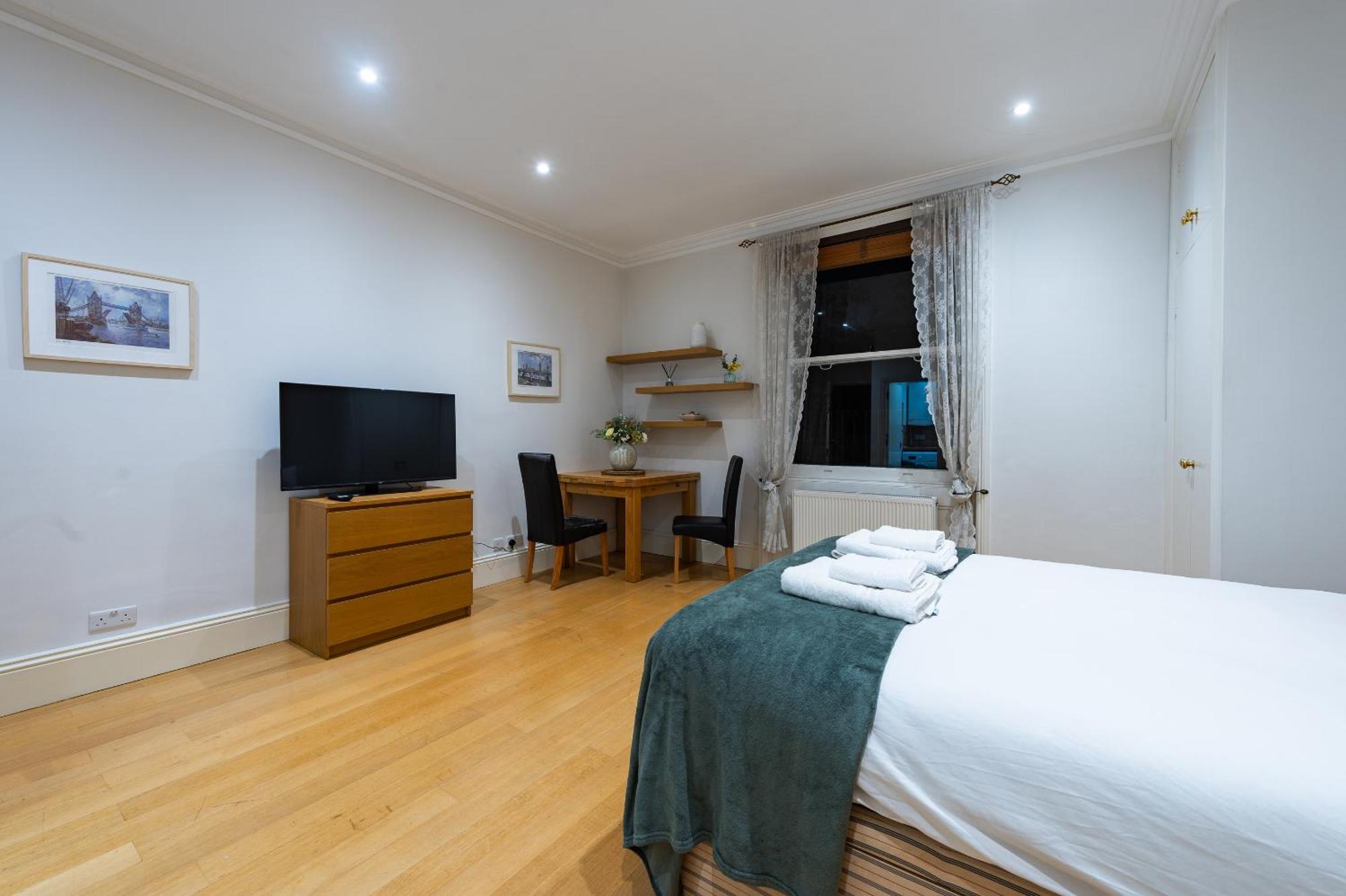 Apartment Pembridge Gardens By Capital