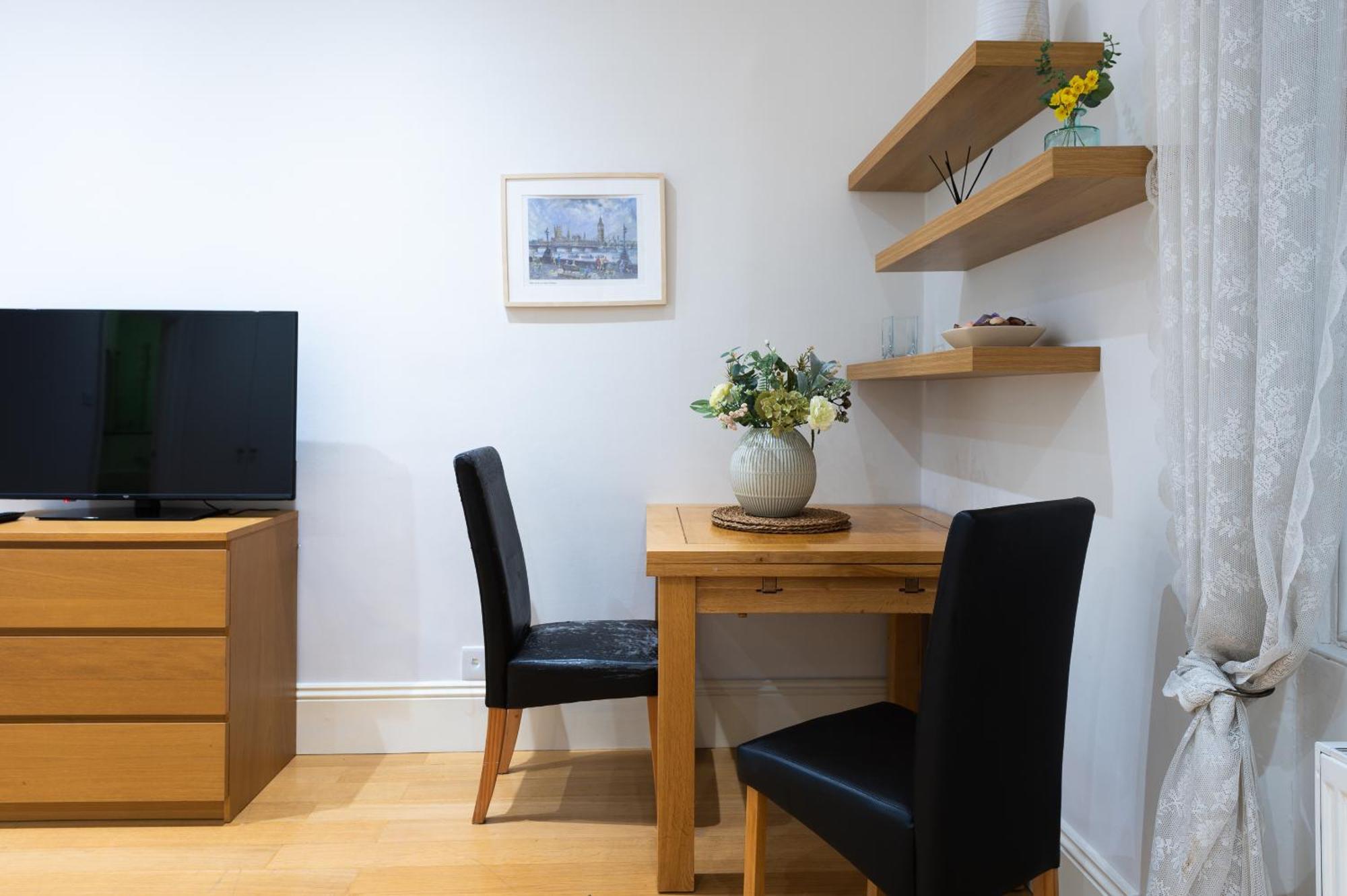 Pembridge Gardens By Capital London