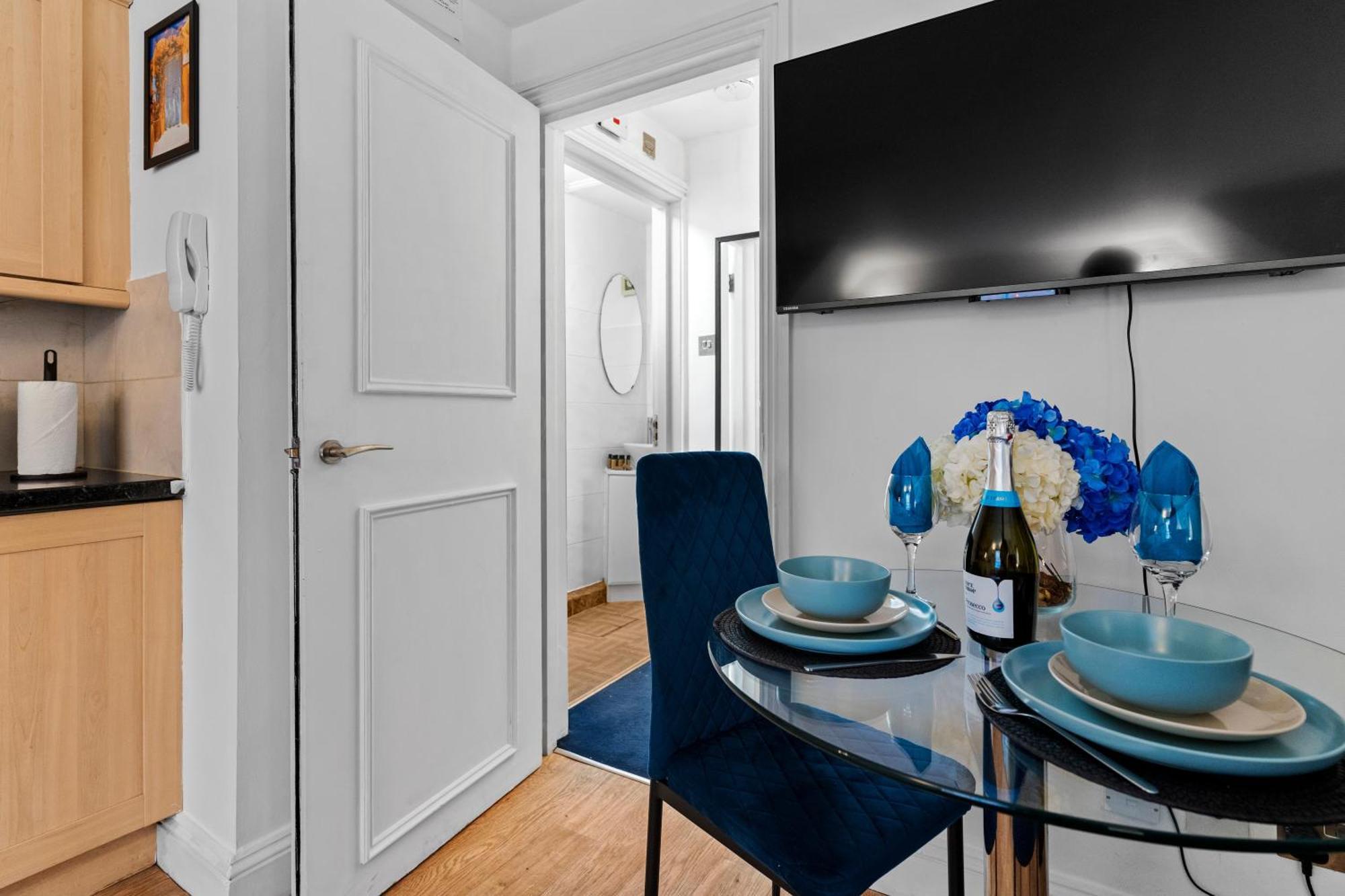 Stylish In Barbican - Prime Location Appartement *
