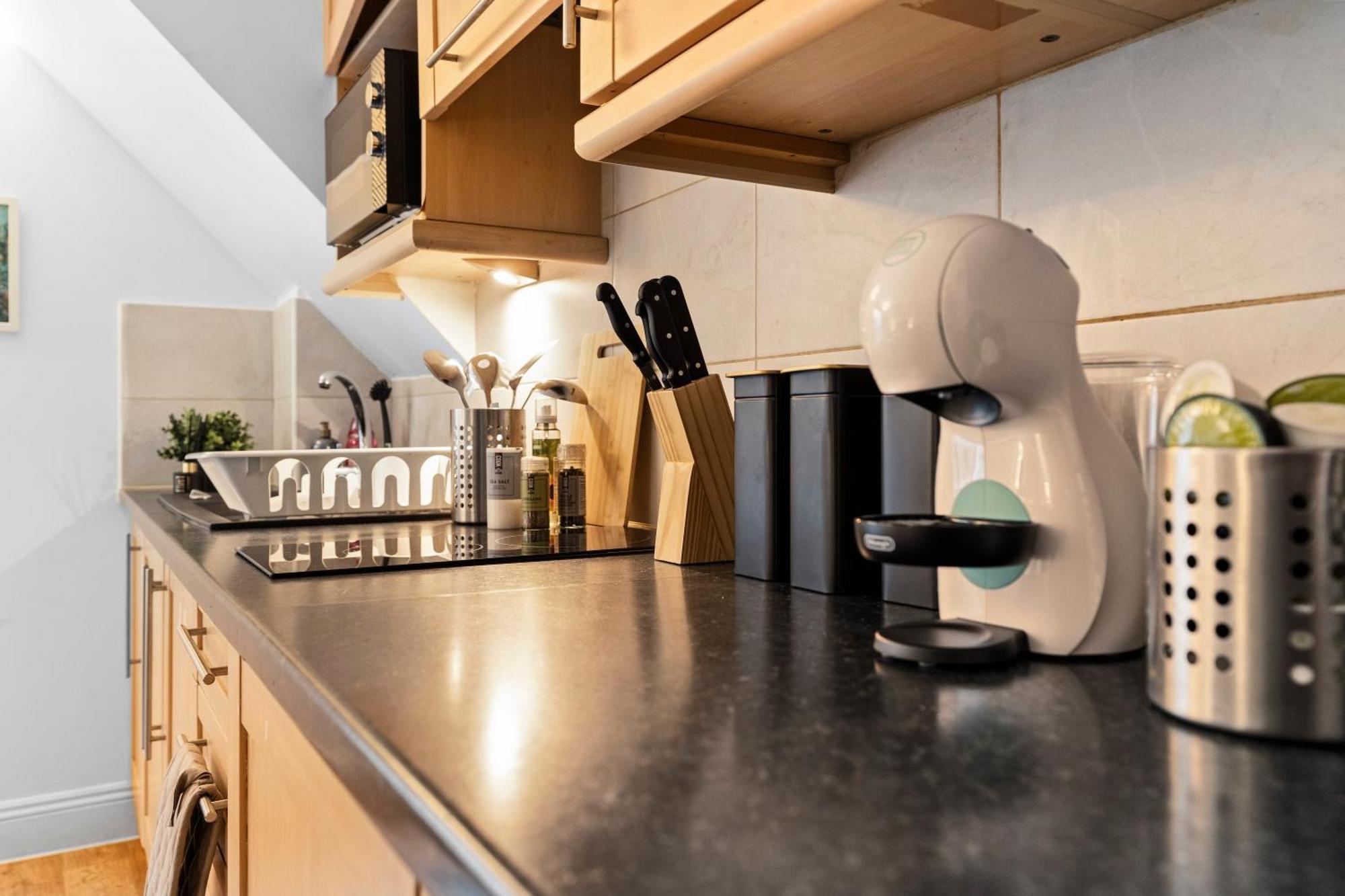 Stylish In Barbican - Prime Location *