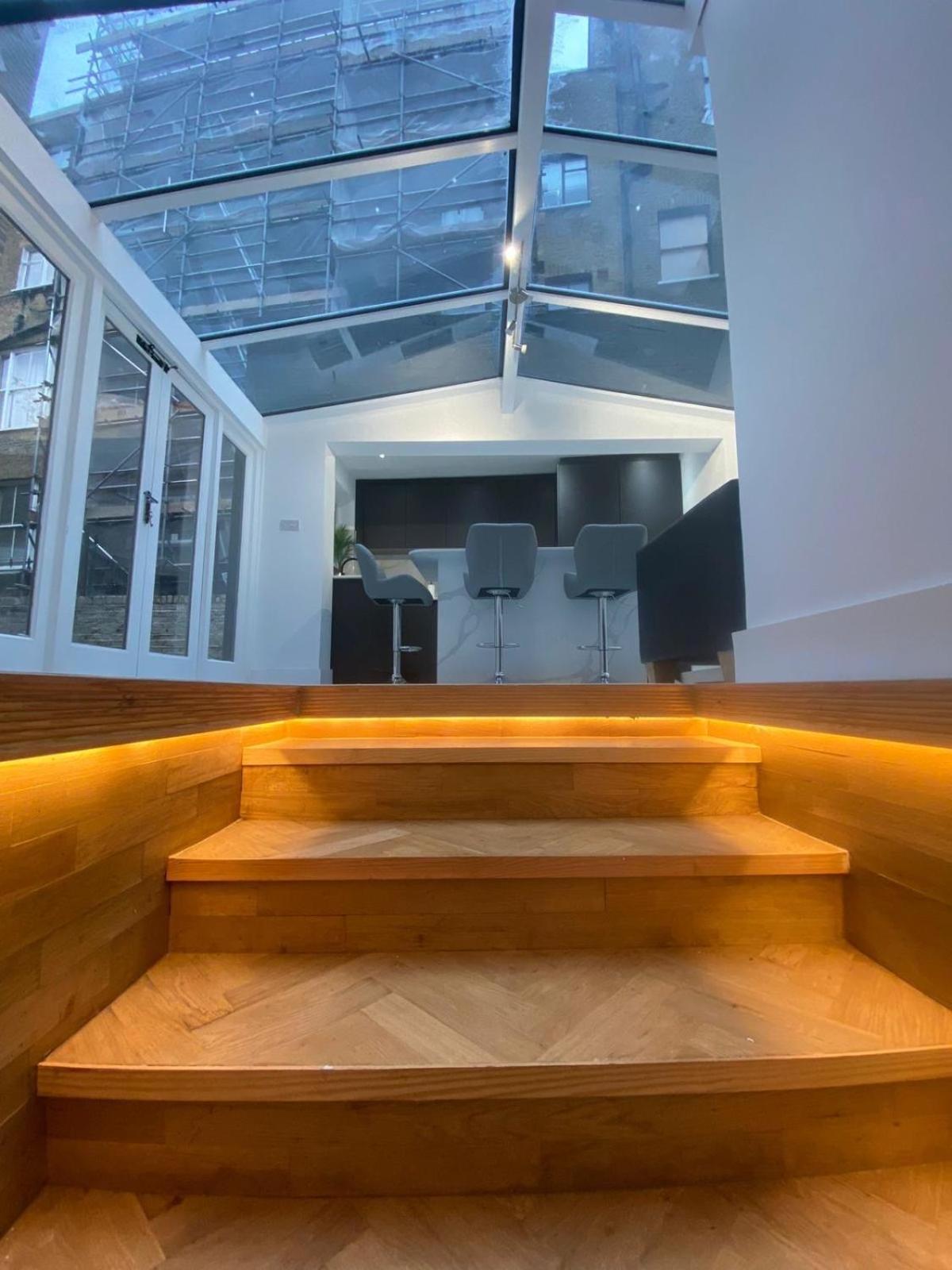 Stylish 2-bedroom Getaway In The Heart Of Chelsea Londres
