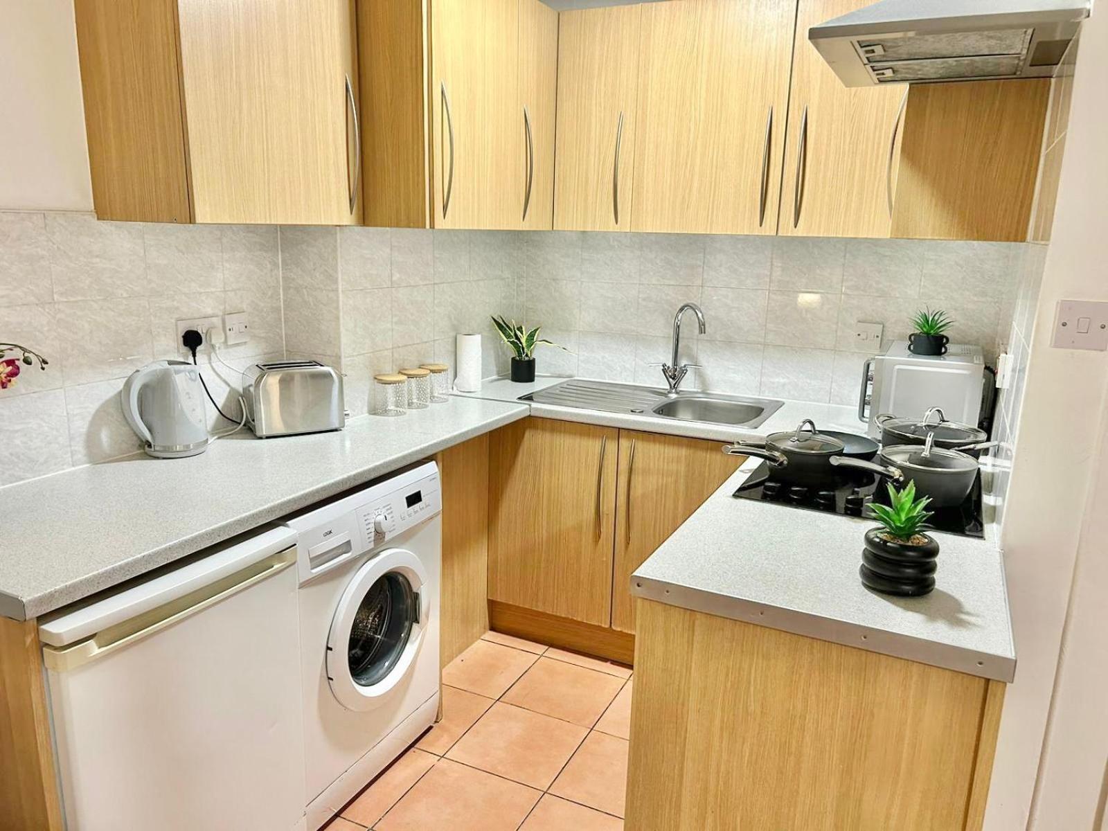 Comfortable Family Near Kensington Apartment London