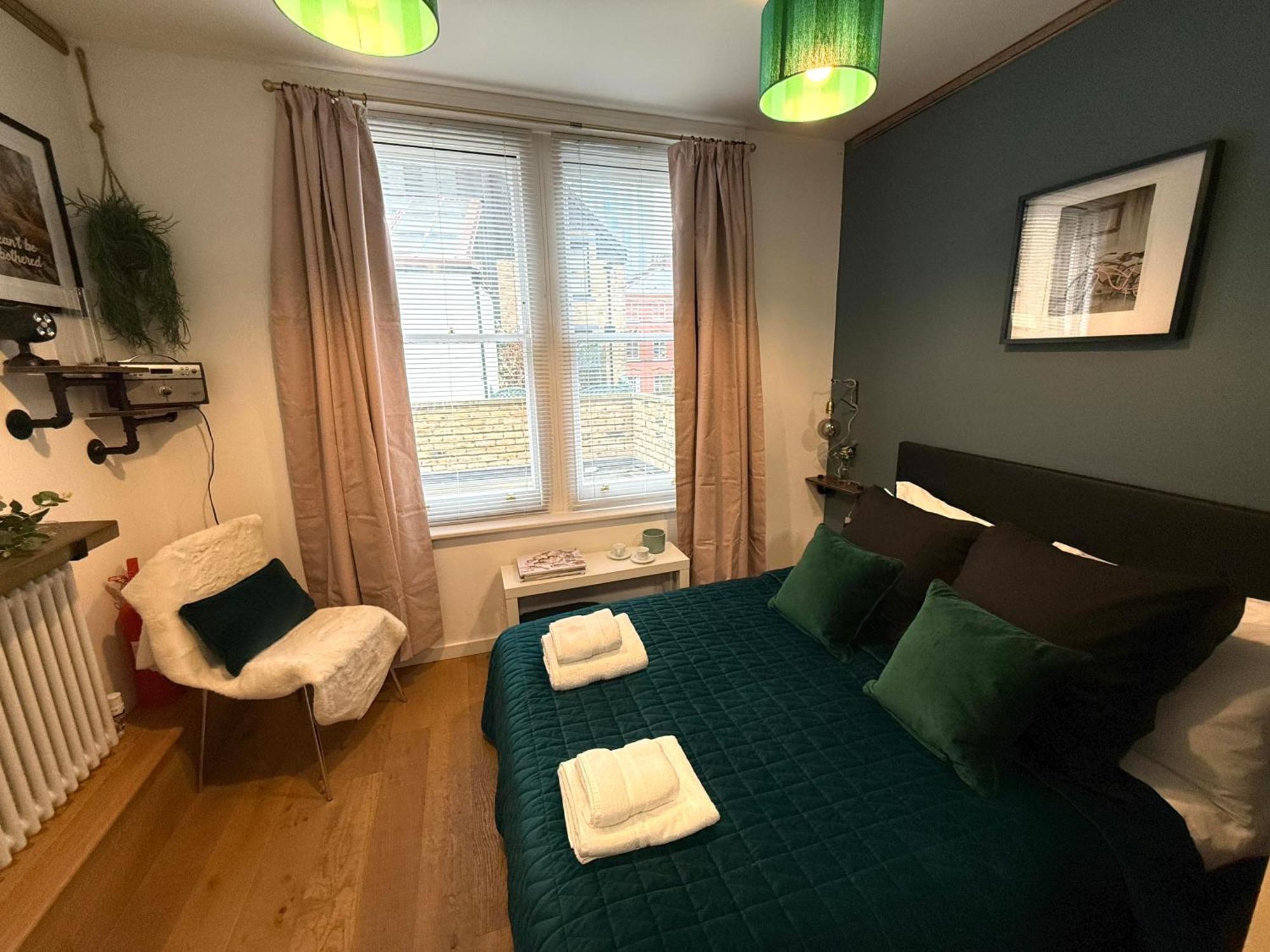 Beautiful En-suite By Hostara Homes * Londres