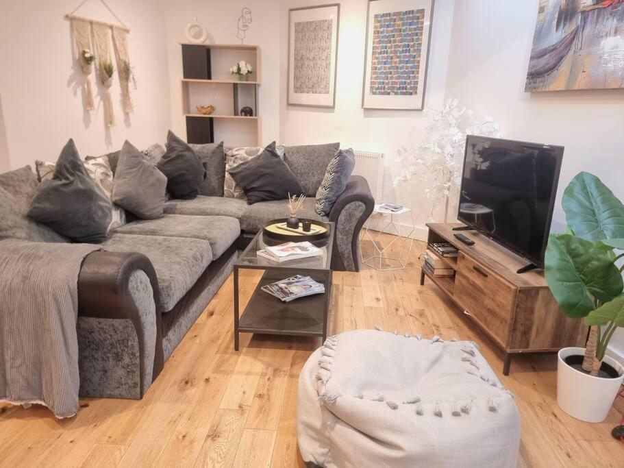 Large Duplex Flat At Bridge Appartement Londres