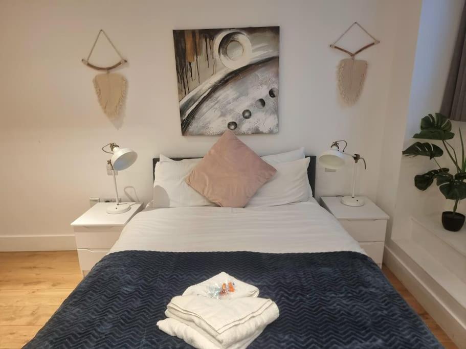 Appartement Large Duplex Flat At Bridge Londres