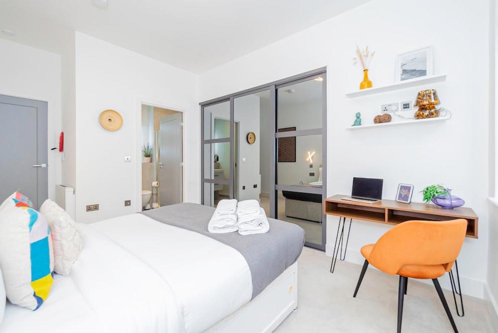 Appartement Elegant 2 Beds, 2 Baths Flat With Private Terrace, High-end Finishes And Chic Furnishings Londres