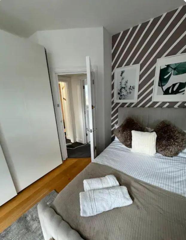 Quarto em Acomodações Particulares Umodzi House- Bedroom 1 Monrovia *