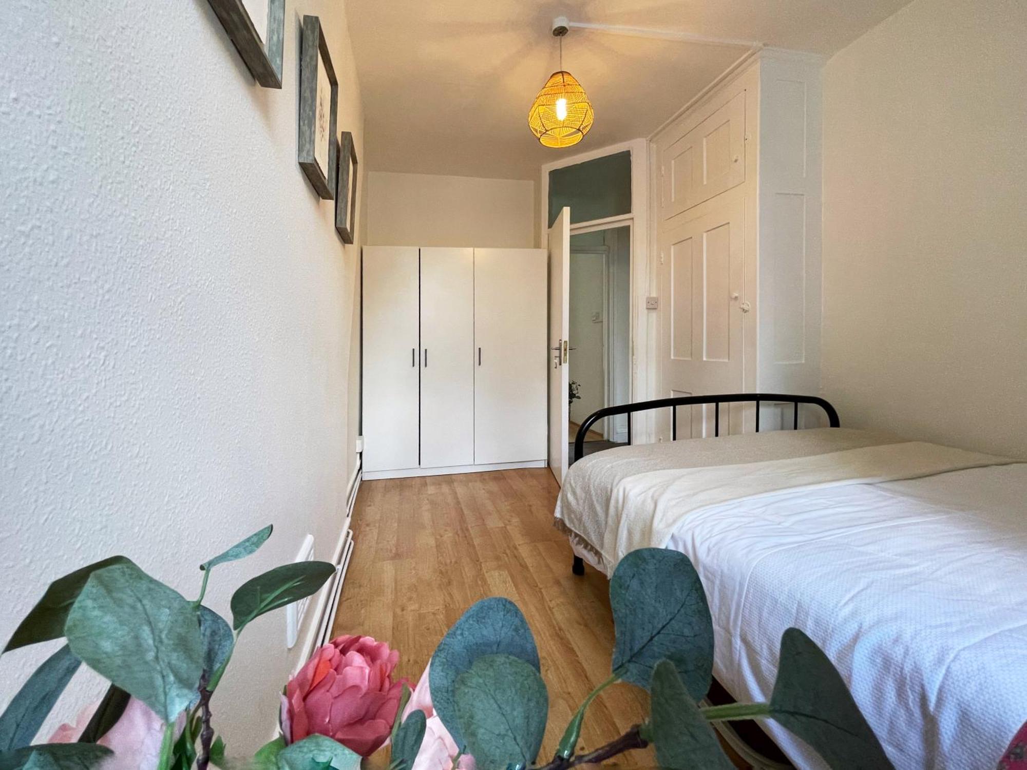 Harper's Place Near Kings Cross - 2 Double Beds, 1 Sofa Bed, Great Location, Ideal For Families Apartamento Londres
