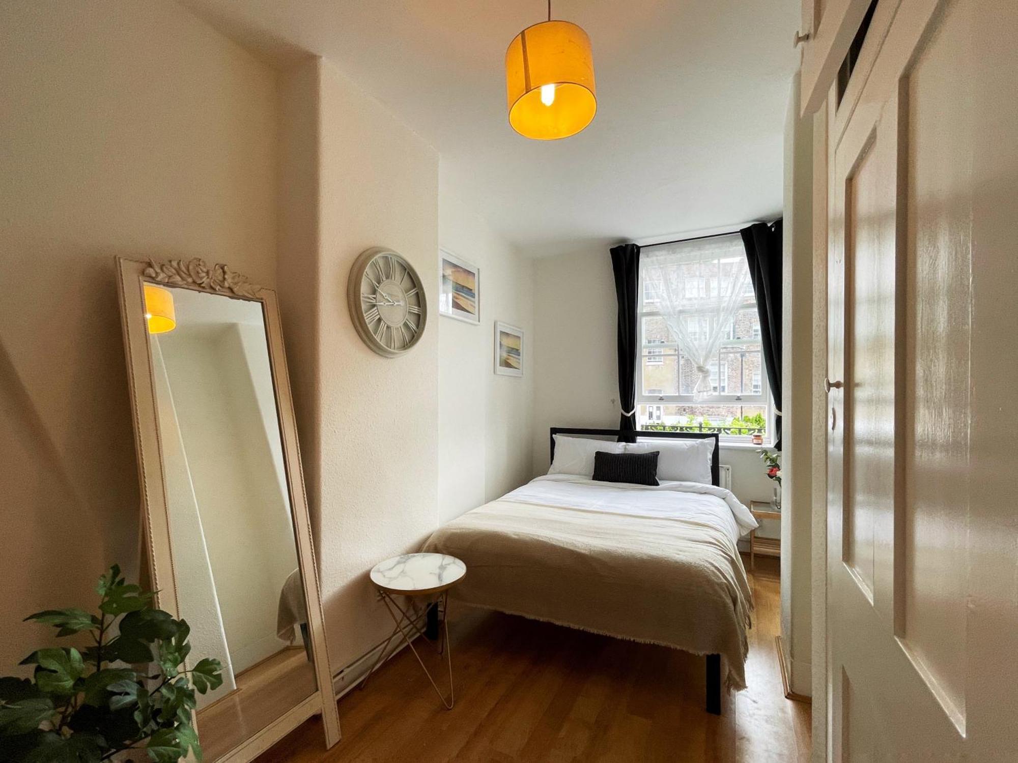 Apartamento Harper's Place Near Kings Cross - 2 Double Beds, 1 Sofa Bed, Great Location, Ideal For Families *