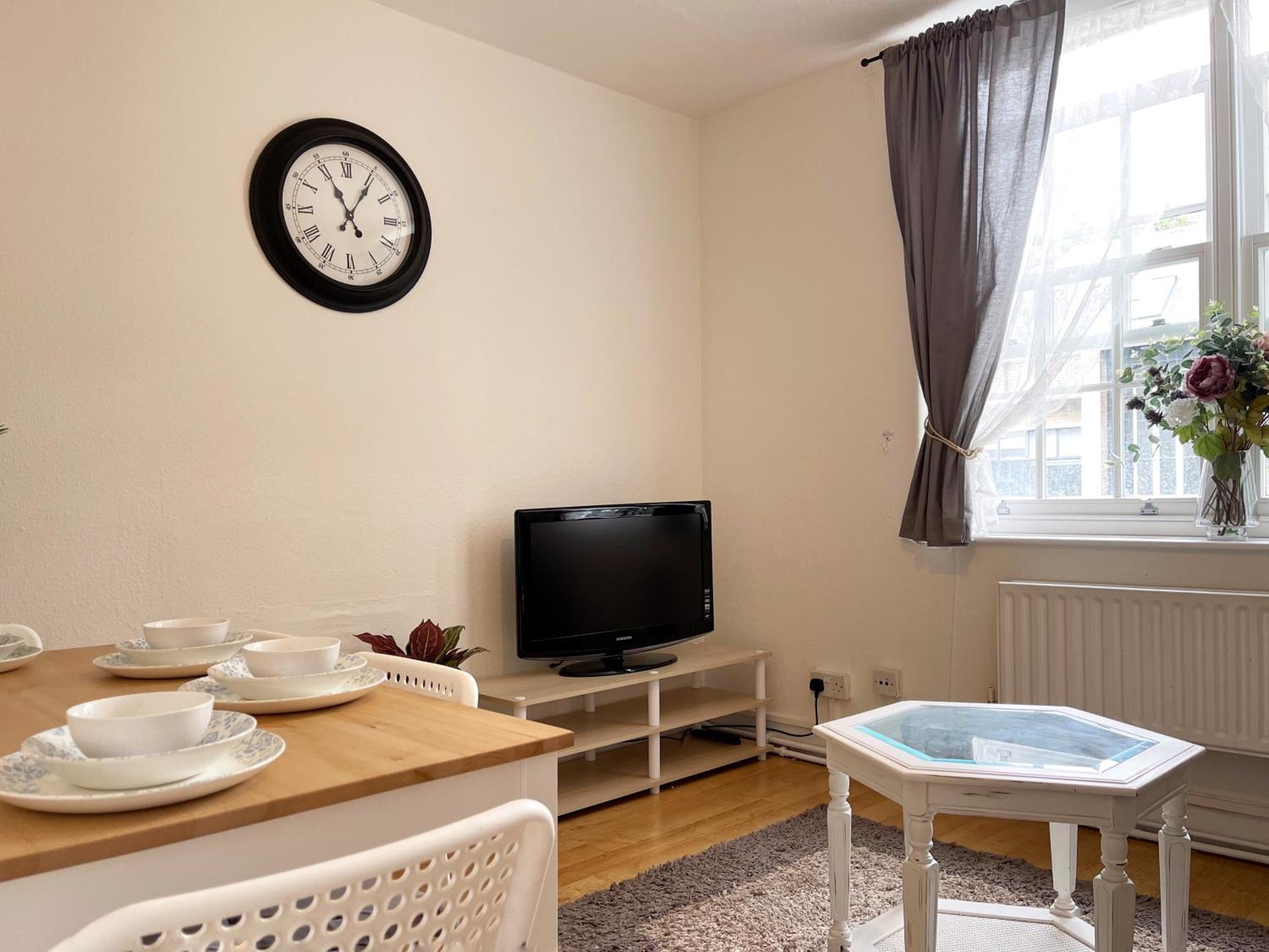 Harper's Place Near Kings Cross - 2 Double Beds, 1 Sofa Bed, Great Location, Ideal For Families Apartamento *