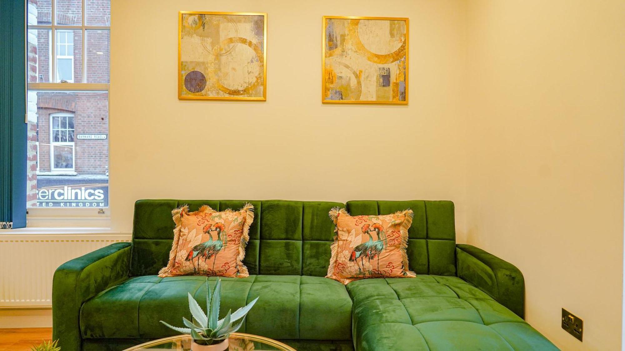 New Luxurious Stunning Block In Londen