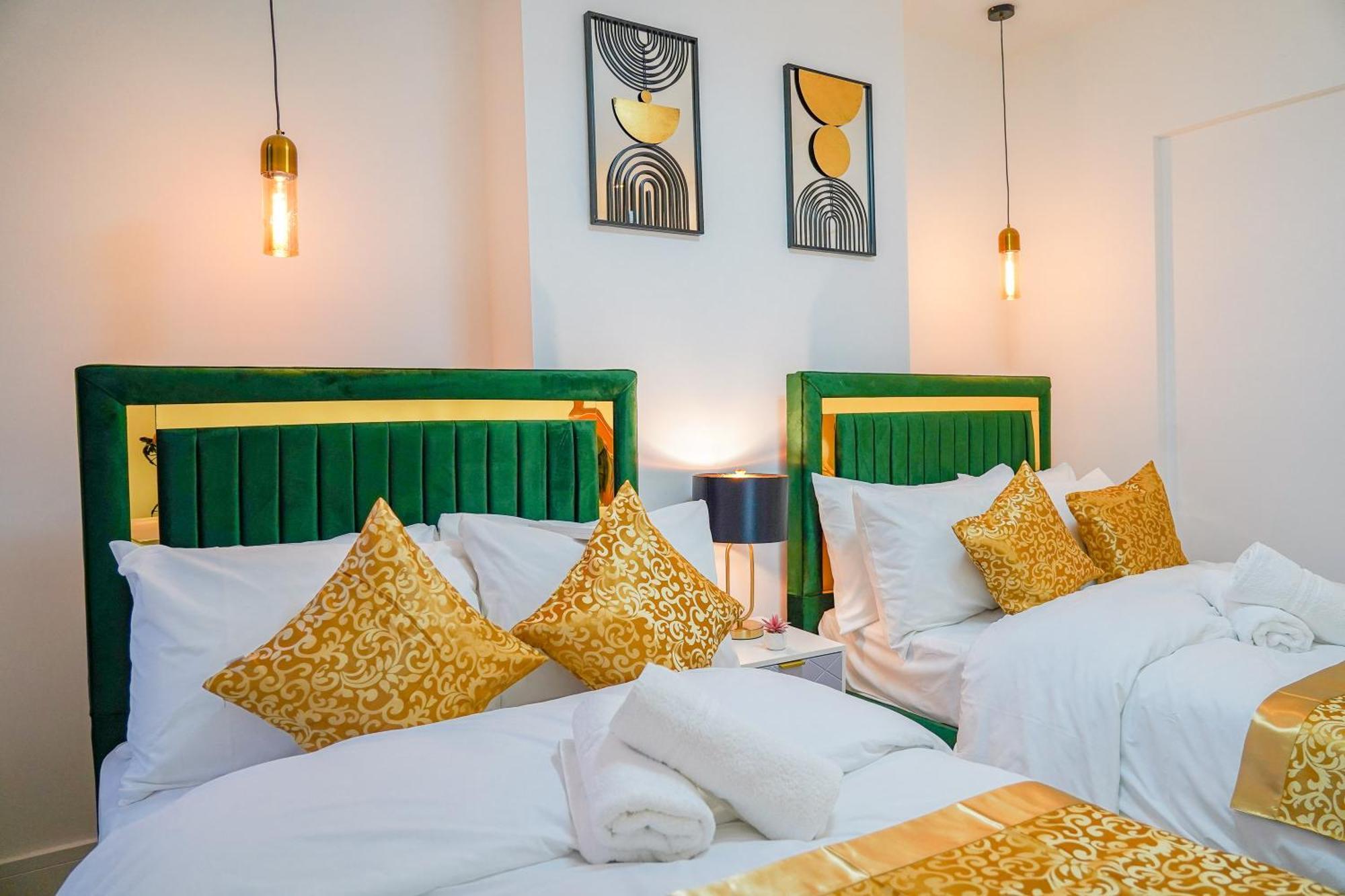 New Luxurious Stunning Block In Londen