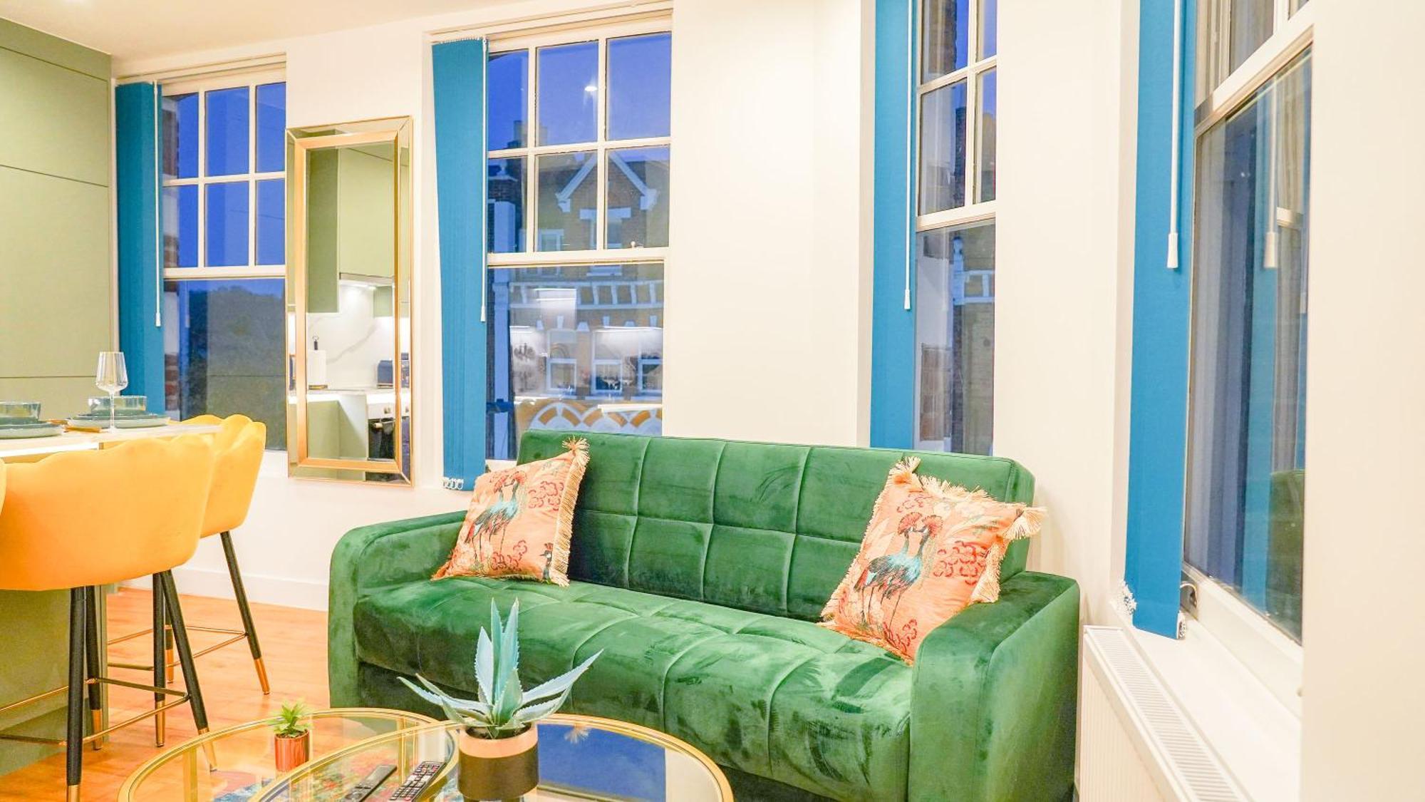 New Luxurious Stunning Block In Appartement
