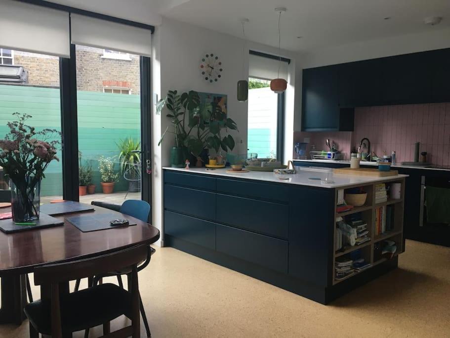 Clapham, 4 Bedroom Family House Hébergement de vacances Londres