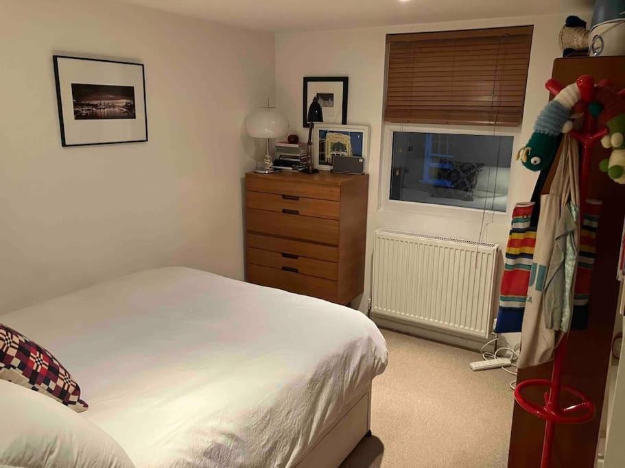 Hébergement de vacances Clapham, 4 Bedroom Family House Londres