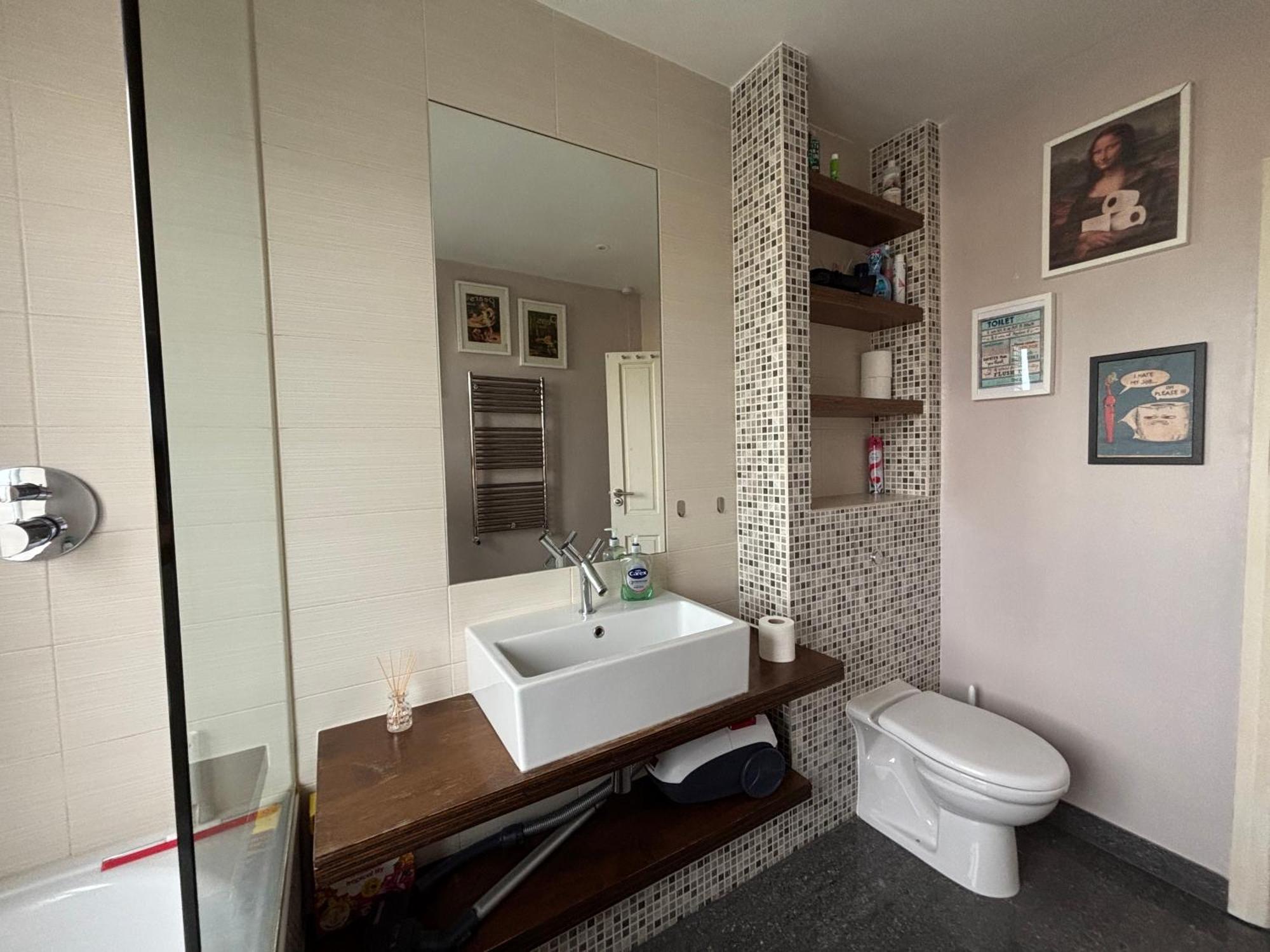 Maison d'hôtes Entire House Floor Perfect For Couples & Freelancers - Available For Single Too *