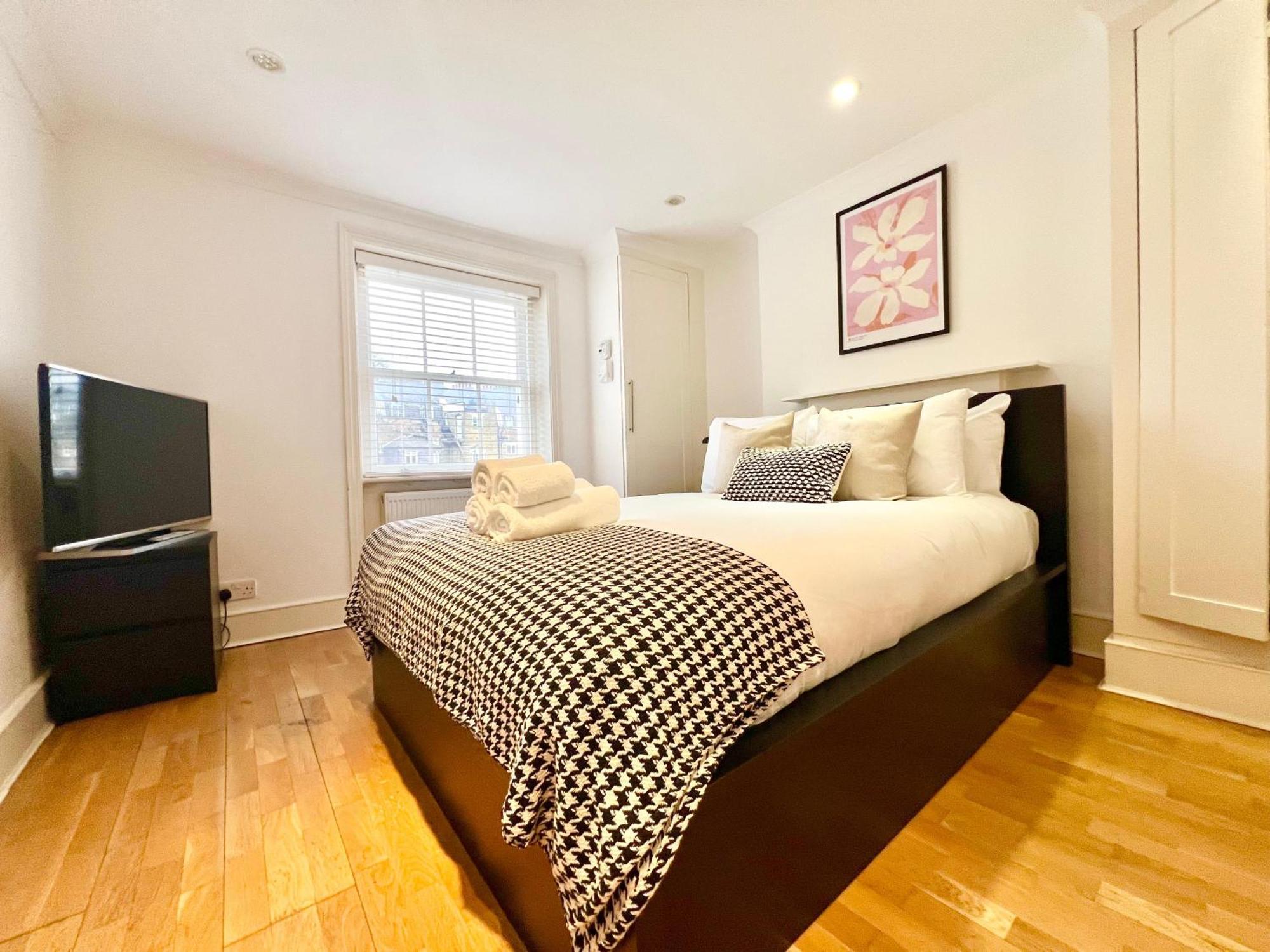 Hyde Park - 1 Bed - B Appartement