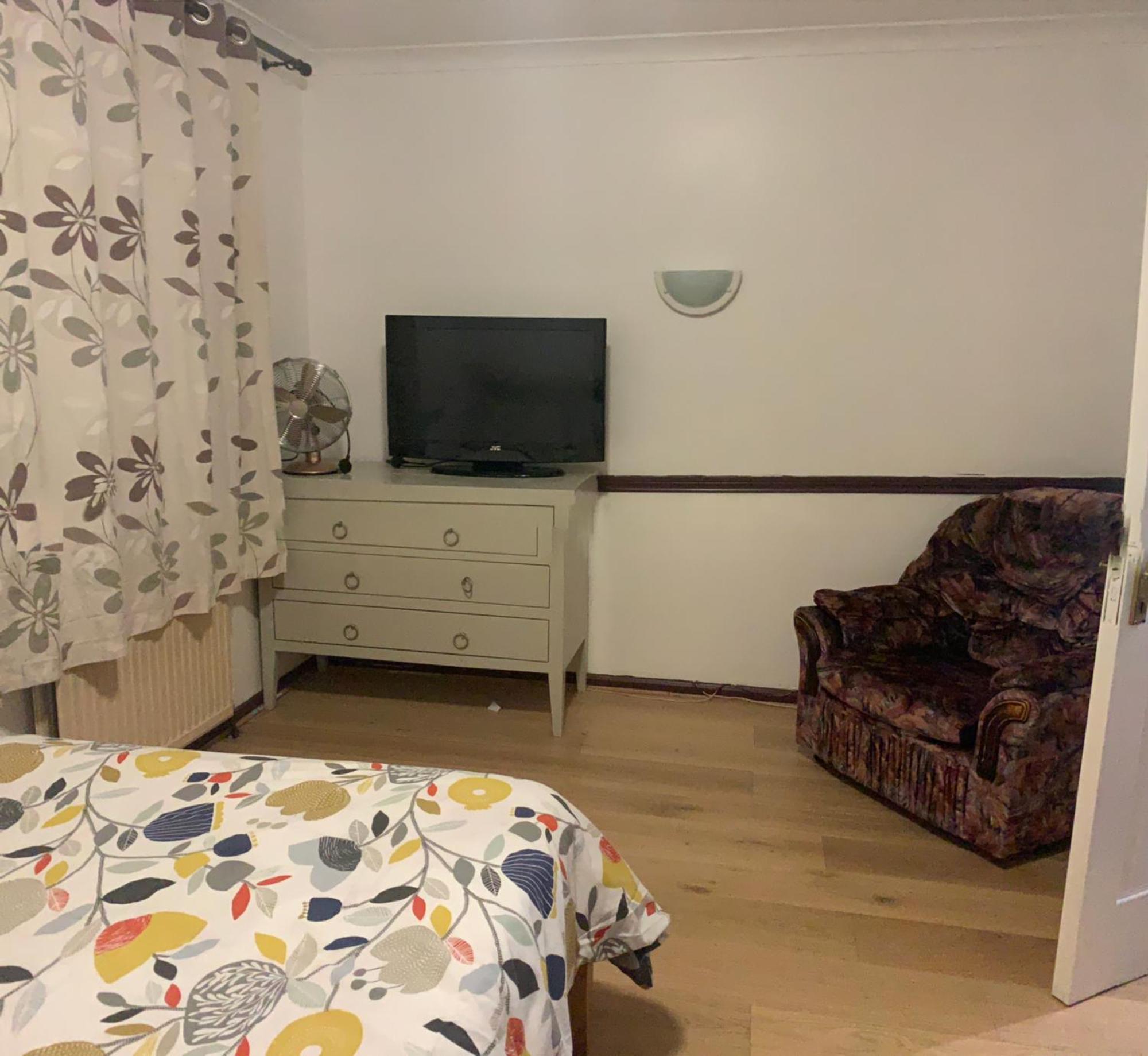 Cosy By Excel Centre & Airport Appartement *