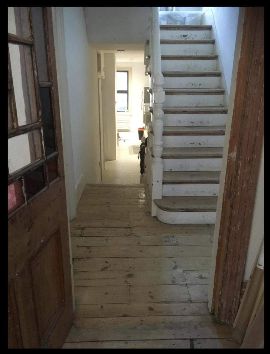 Fabulous Spacious Stylish Private In Nw6 With Excellent Transport Links To Centre, Hosted By Female Currently Taking Bookings For Females & Couples Only, Suitable For Holidays, Study, Work, Courses Or Inbetween Séjour chez l'habitant Londres