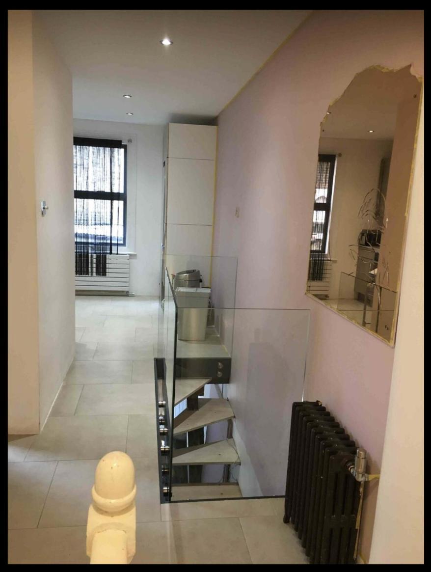 Fabulous Spacious Stylish Private In Nw6 With Excellent Transport Links To Centre, Hosted By Female Currently Taking Bookings For Females & Couples Only, Suitable For Holidays, Study, Work, Courses Or Inbetween Londres