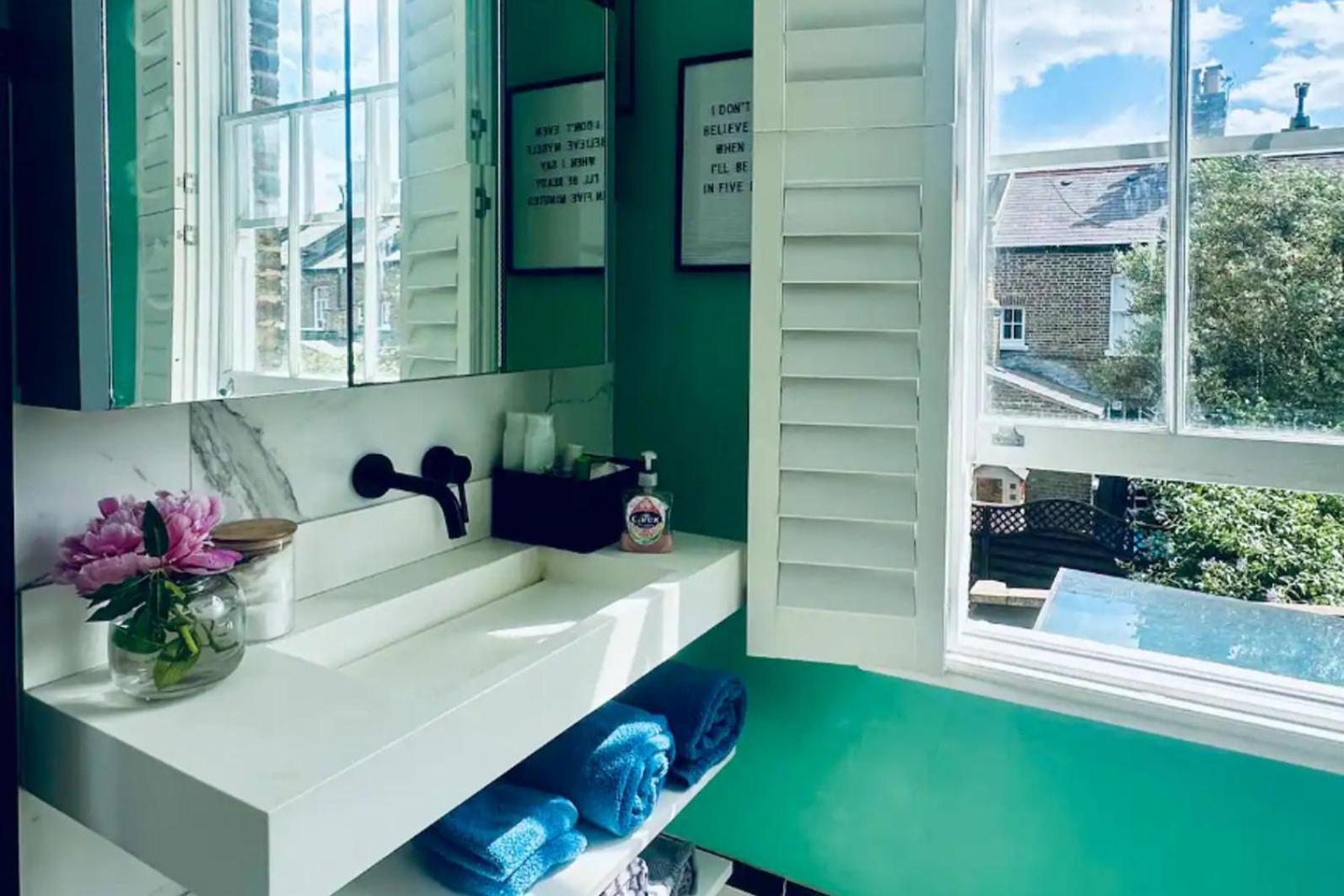 Townhouse By Notting Hill - Sleeps5 Petsok Tv Wifi Hébergement de vacances Londres